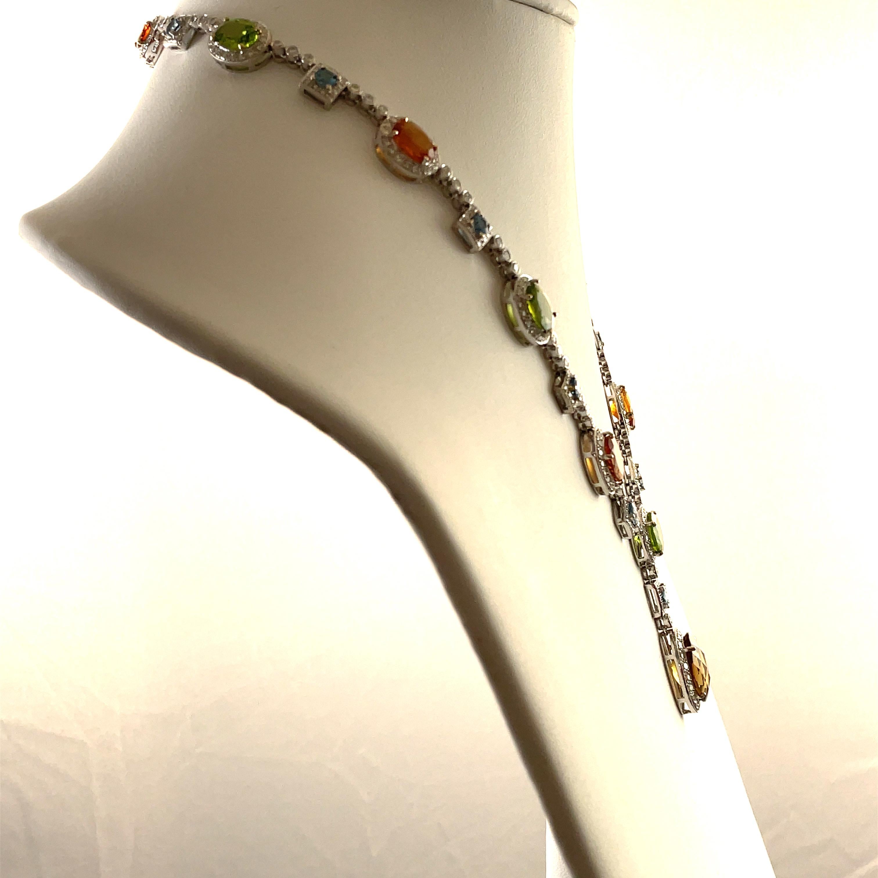 Halskette aus 18 Karat Weißgold mit 50,40 Karat Diamant, Aquamarin, Peridot und Citrin (Ovalschliff) im Angebot
