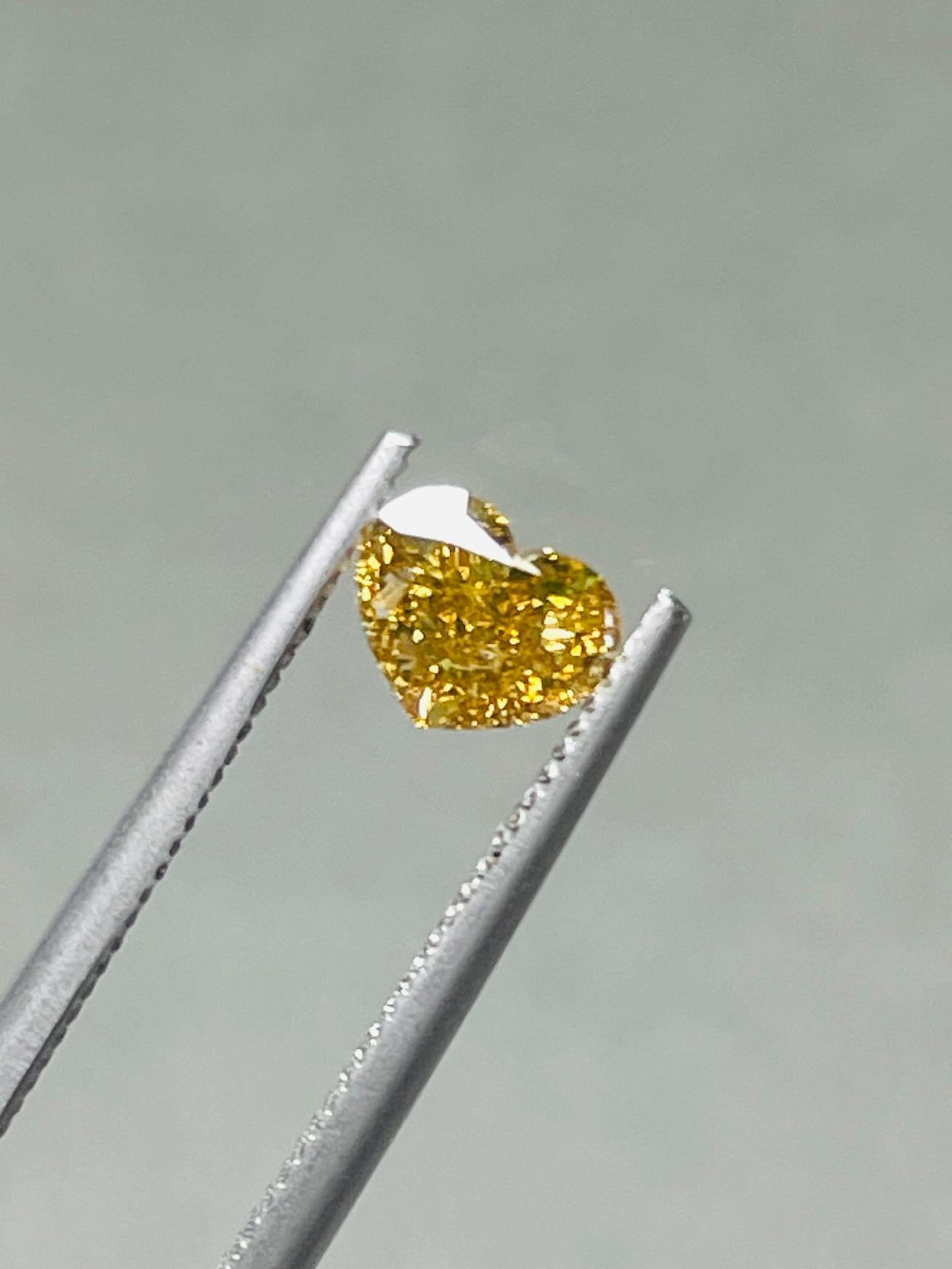 IGI certified natural diamond 0.51carat Fancy Brown Yellow VS1 In New Condition For Sale In bangkok, TH