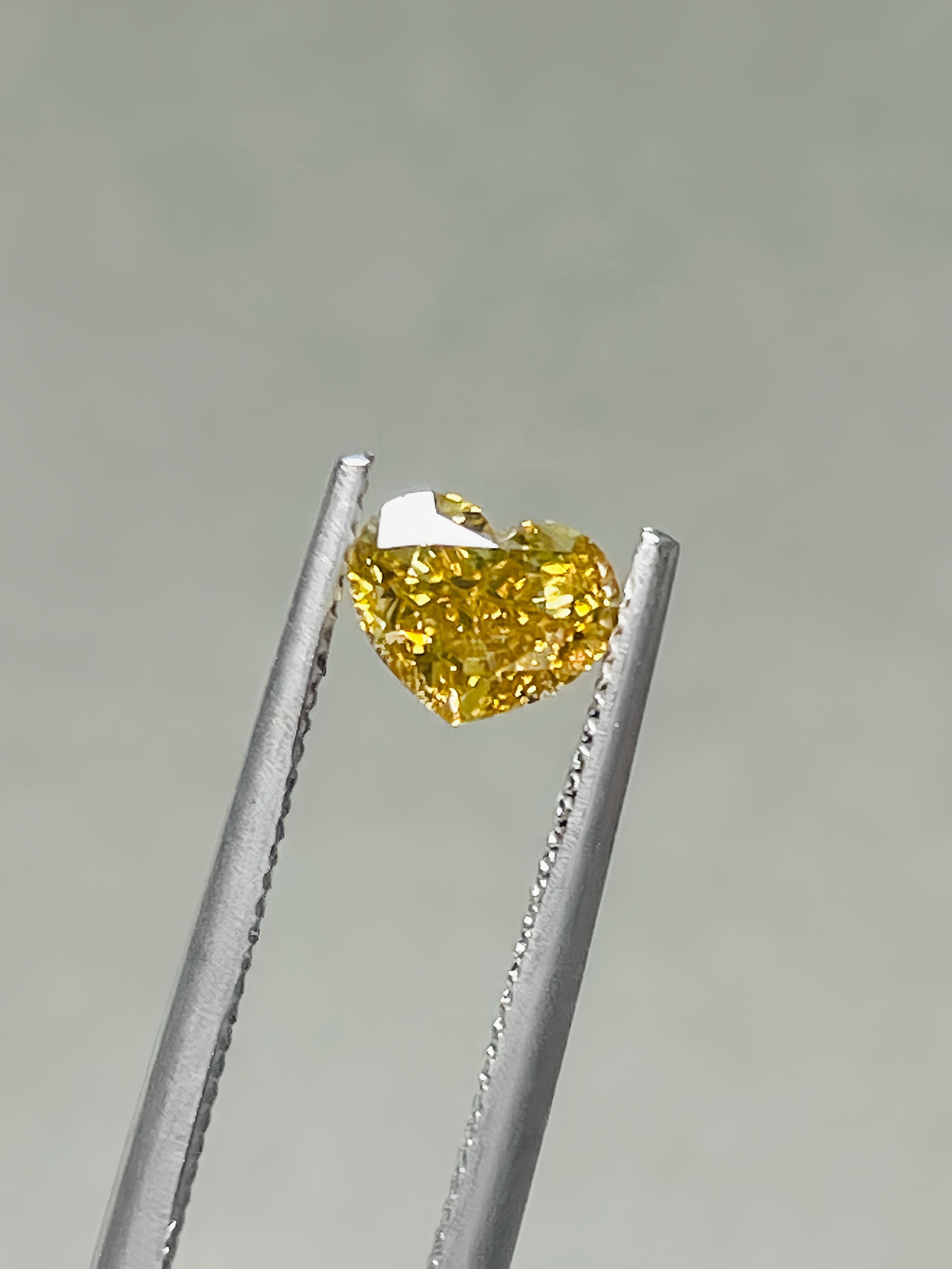 IGI certified natural diamond 0.51carat Fancy Brown Yellow VS1 For Sale 4