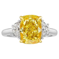 5 Karat länglicher Diamantring mit gelbem Fancy-Diamant im Kissenschliff VVS2