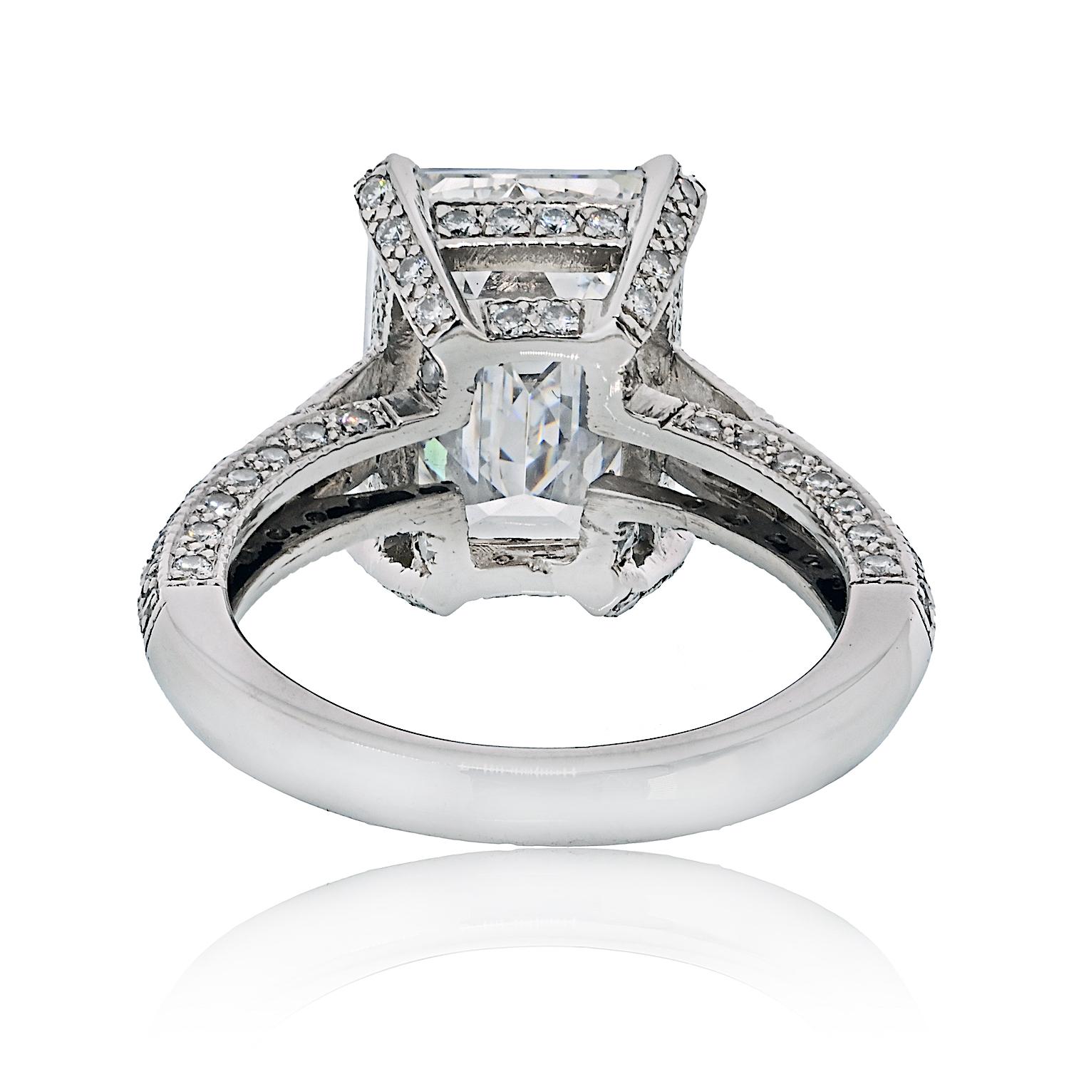 Women's 5.04ct Emerald Cut Diamond E VS2 GIA Engagement Ring For Sale