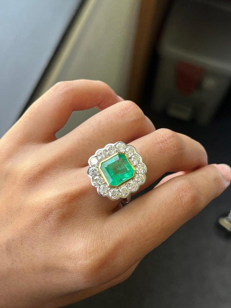 Bague de style Art déco en émeraude colombienne et diamant de 5,05 carats Neuf - En vente à Bangkok, TH