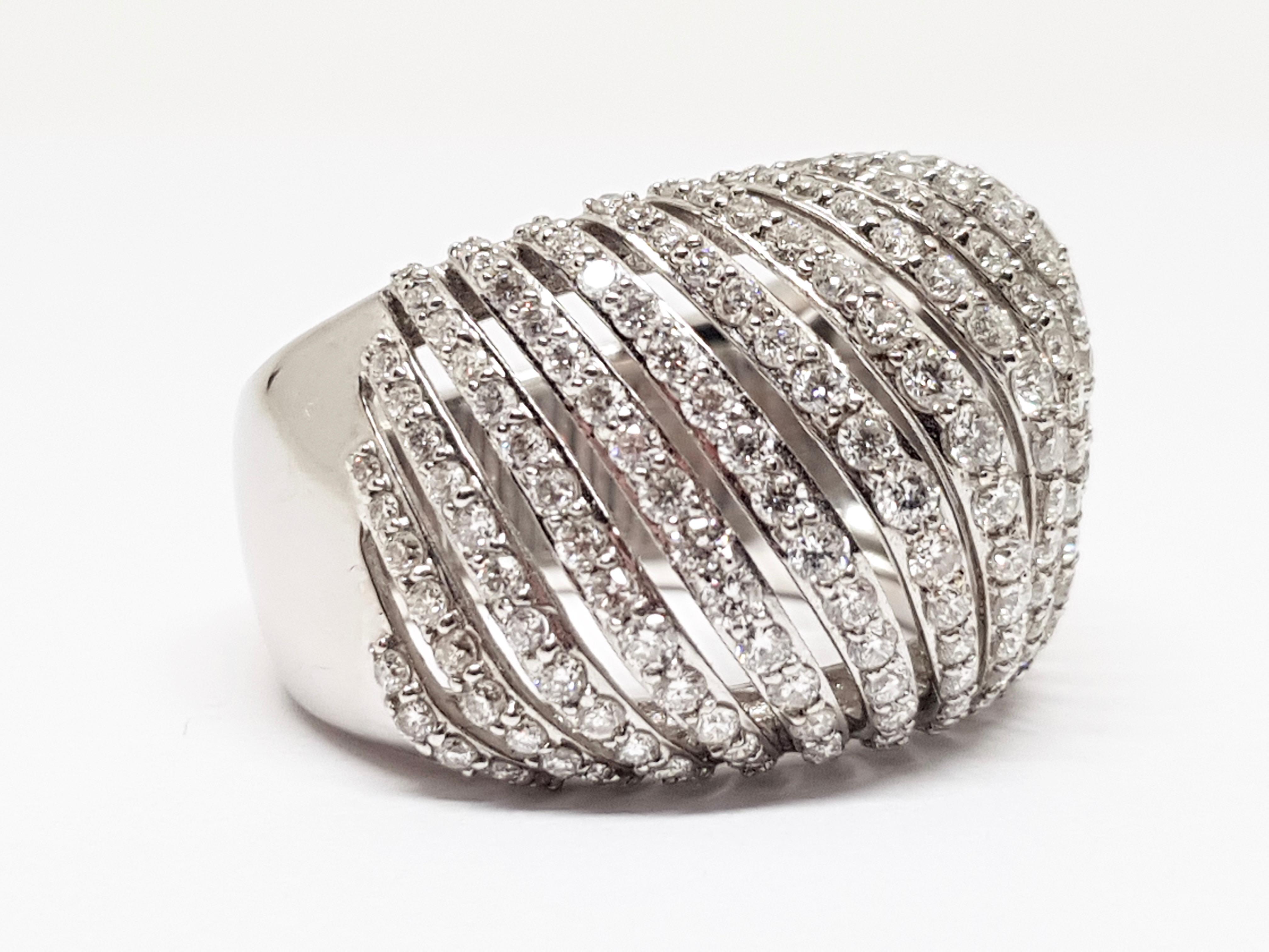 Contemporary 5.05 Carat Diamond Ring For Sale