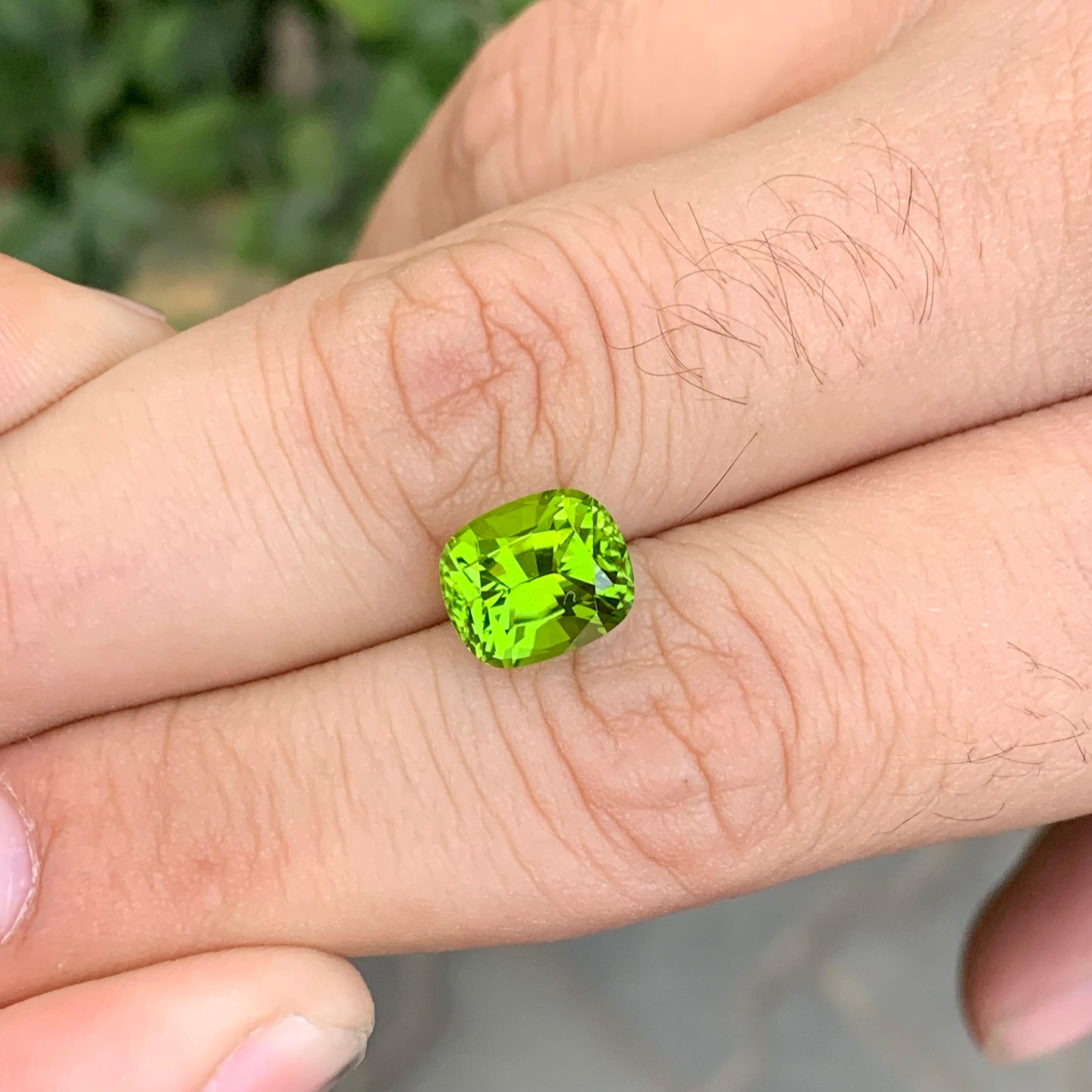 5,05 quilates de piedra natural suelta de peridoto verde manzana talla mariposa en venta 5