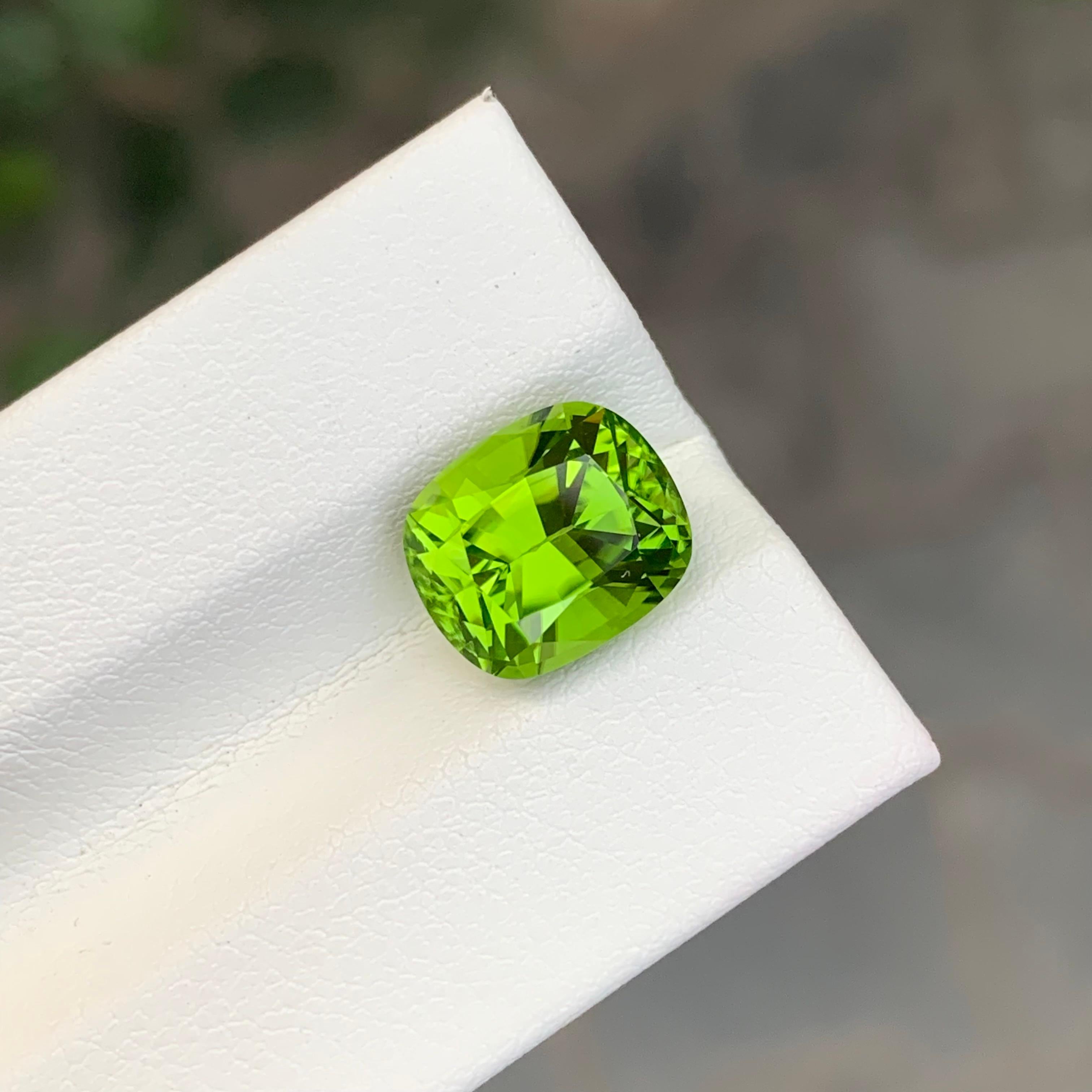 Peridoto suelto

Peso: 5,05 quilates
Dimensiones: 9,9 x 8,4 x 7,5 Mm
Origen: Pakistán
Forma: Cojín
Cortar : Mariposa
Color: Verde
Tratamiento: No

El peridoto de Pakistán es una impresionante variedad de la gema verde peridoto, conocida por su