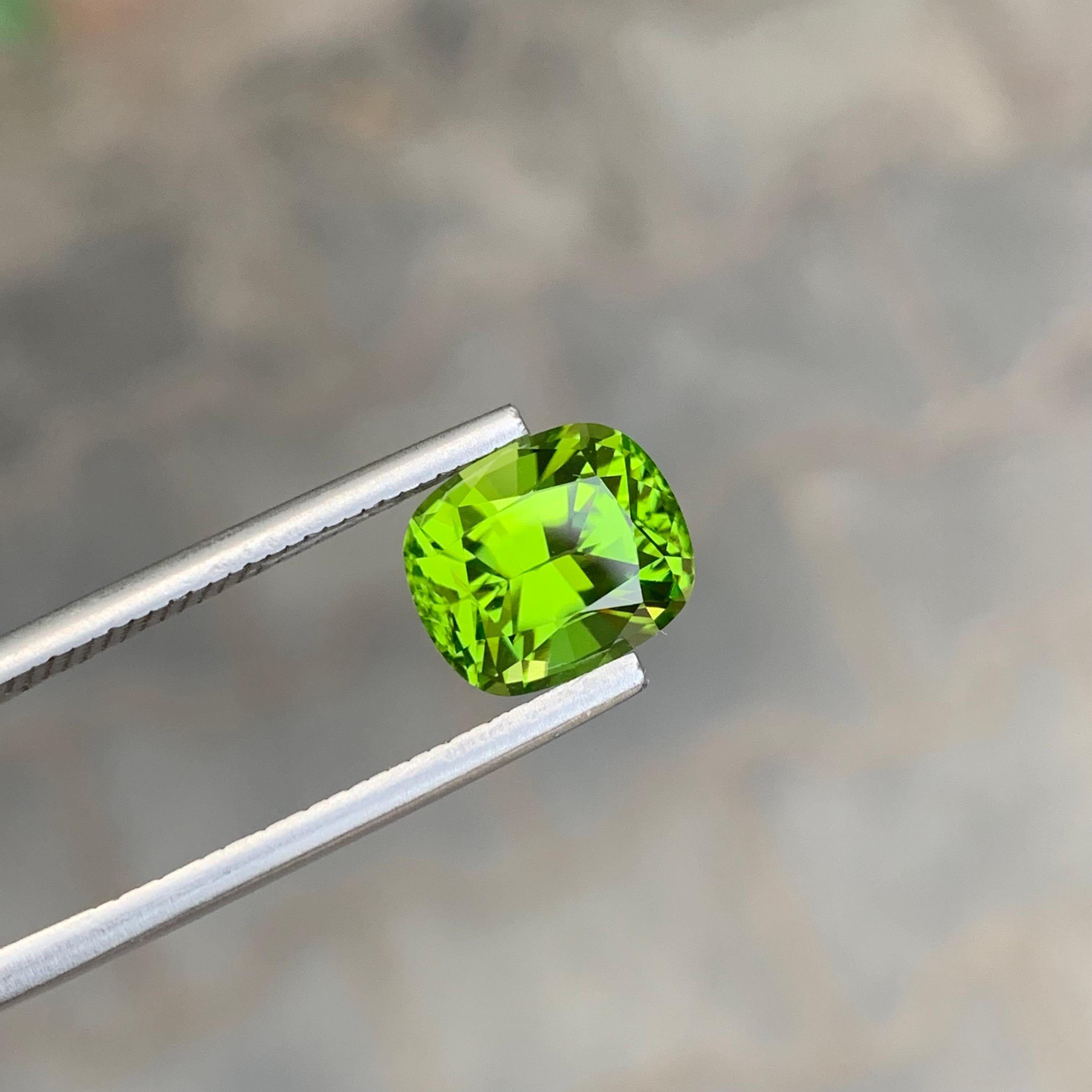 5,05 quilates de piedra natural suelta de peridoto verde manzana talla mariposa Artes y manualidades en venta