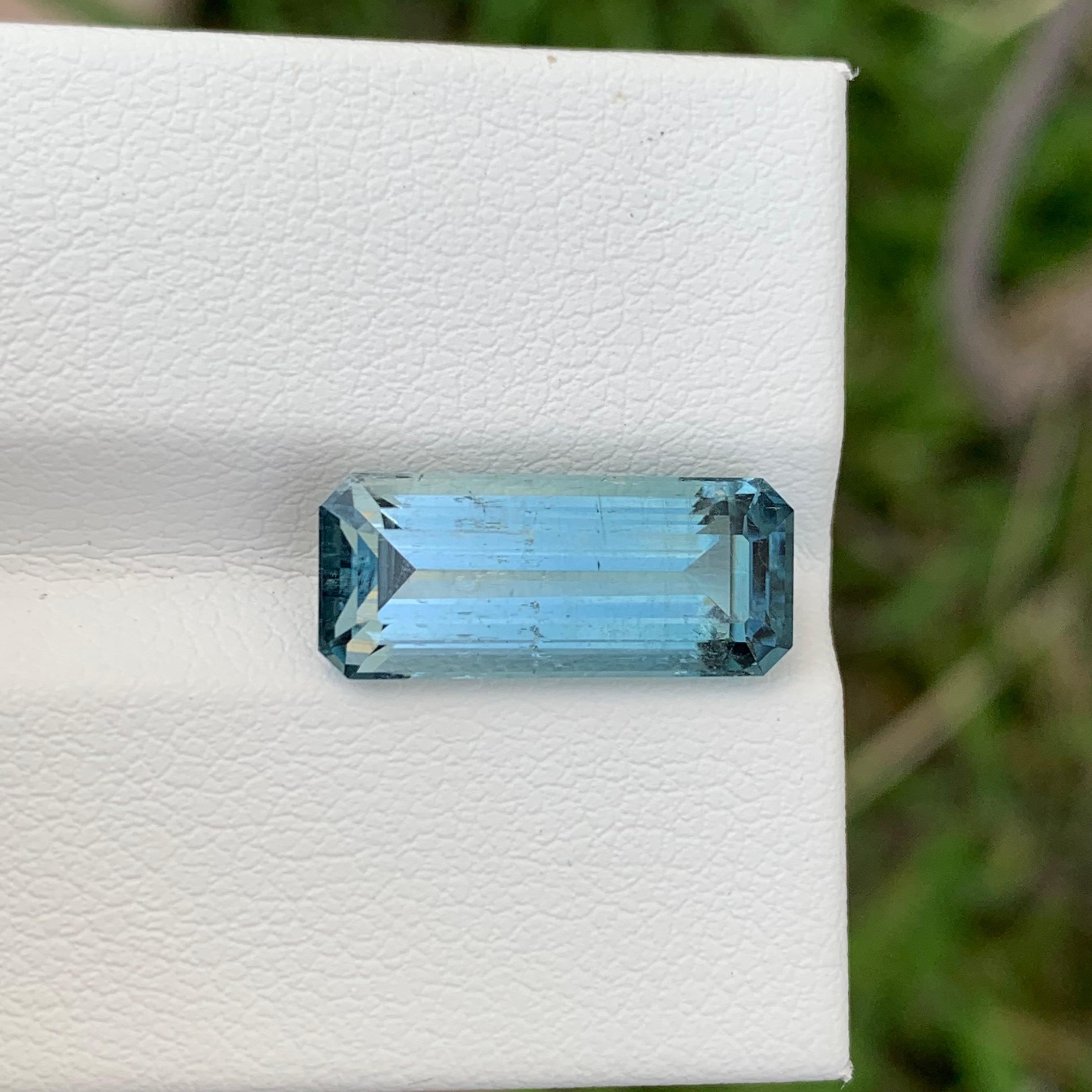 Rare Color 5.05 Carat Natural Loose Blue Seafoam Tourmaline Emerald Shape Gem For Sale 4