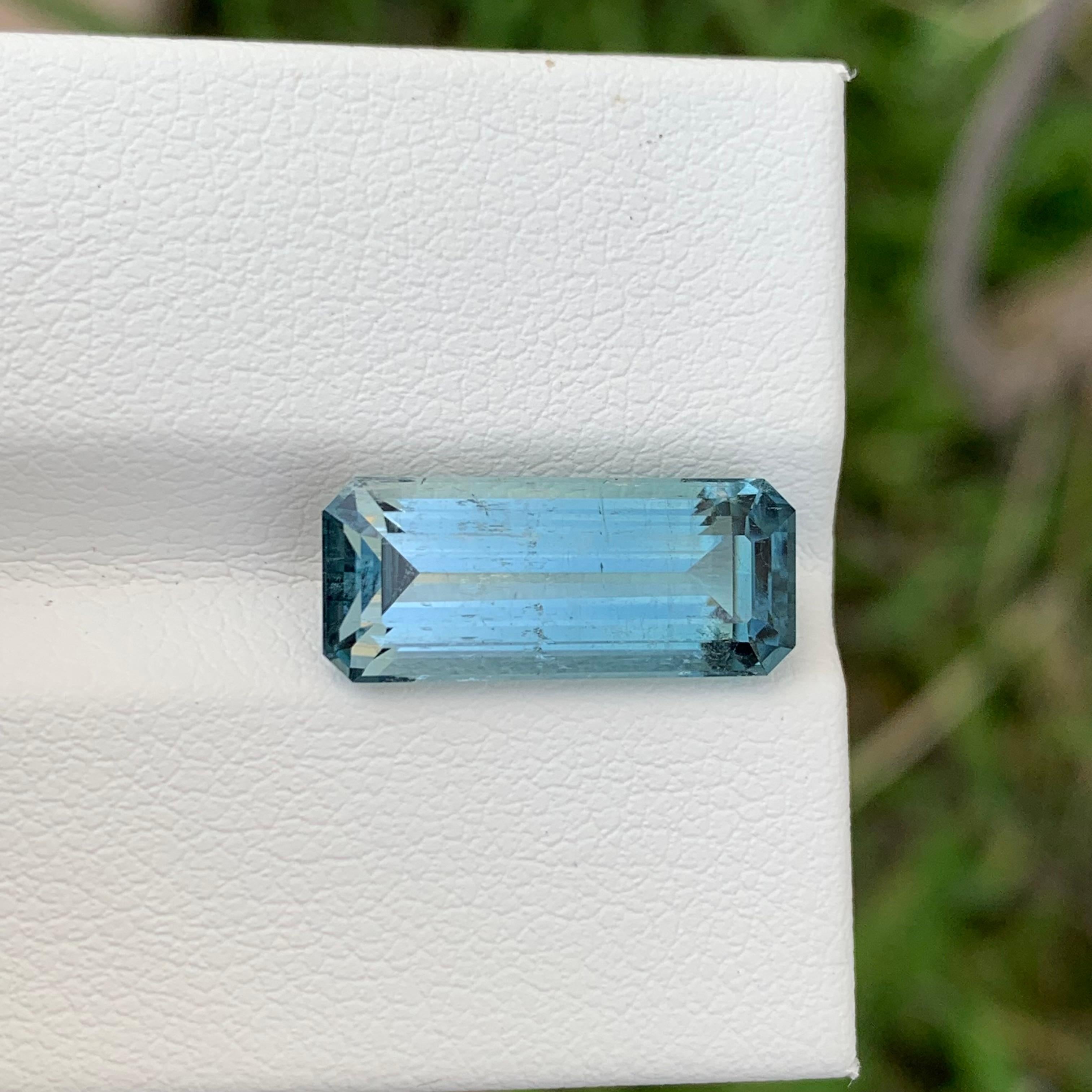 Rare Color 5.05 Carat Natural Loose Blue Seafoam Tourmaline Emerald Shape Gem For Sale 2