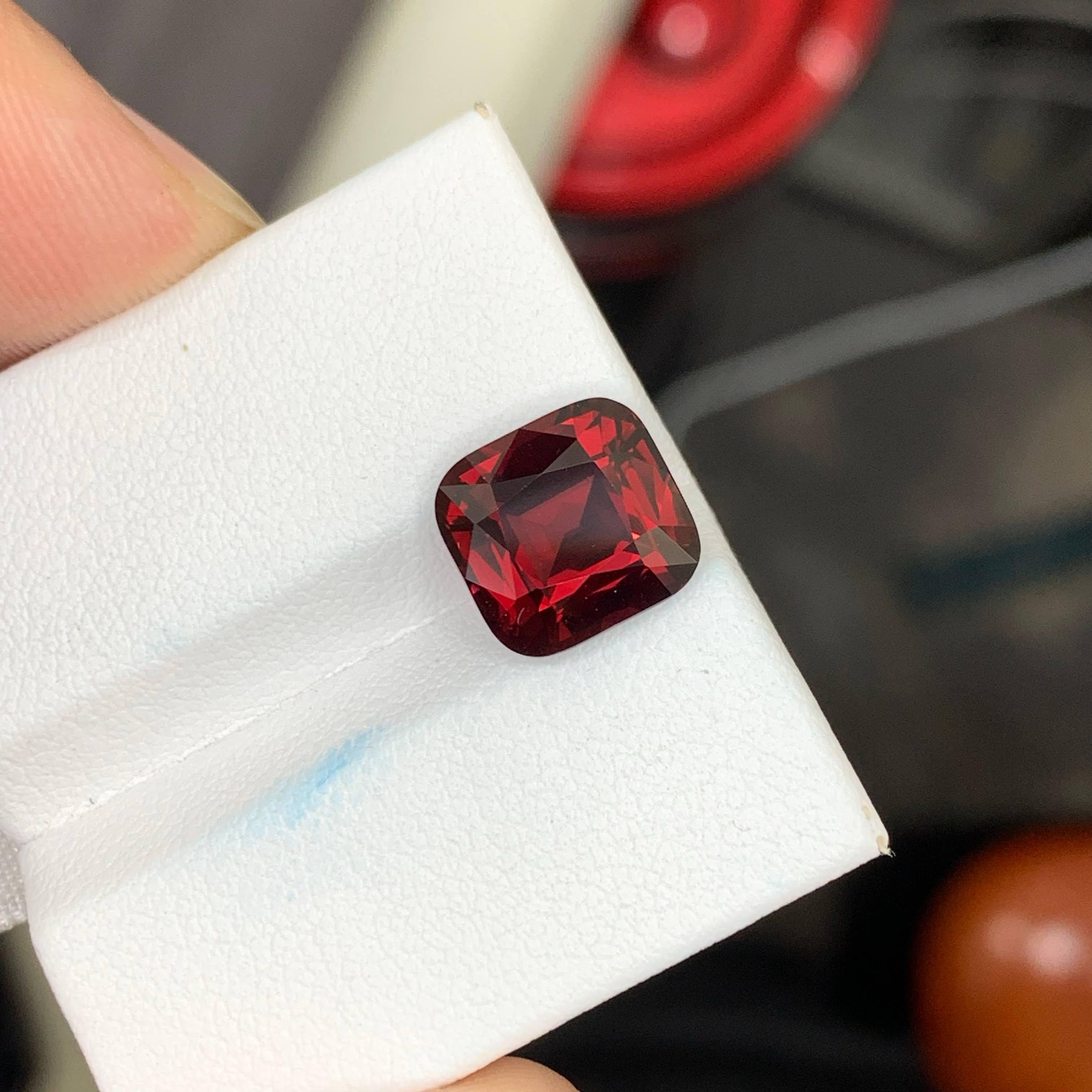 da uomo o donna 5,05 Carati Nature Sciolto Granato Rosso Brillante Pietra Taglio Cuscino Africa Gemma in vendita