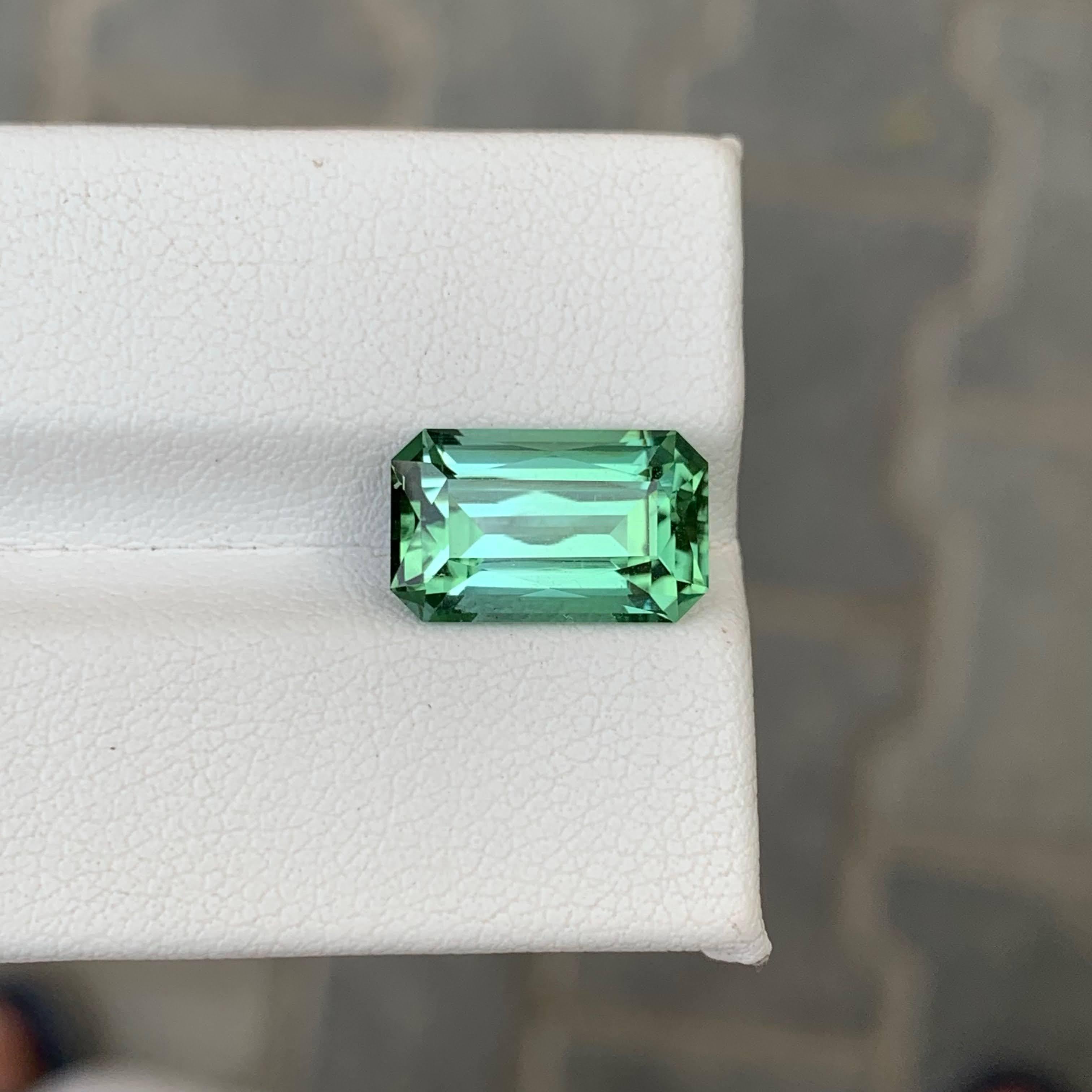 5.05 Carat Natural Loose Lagoon Green Tourmaline Emerald Cut Afghan Gemstone In New Condition For Sale In Bangkok, TH