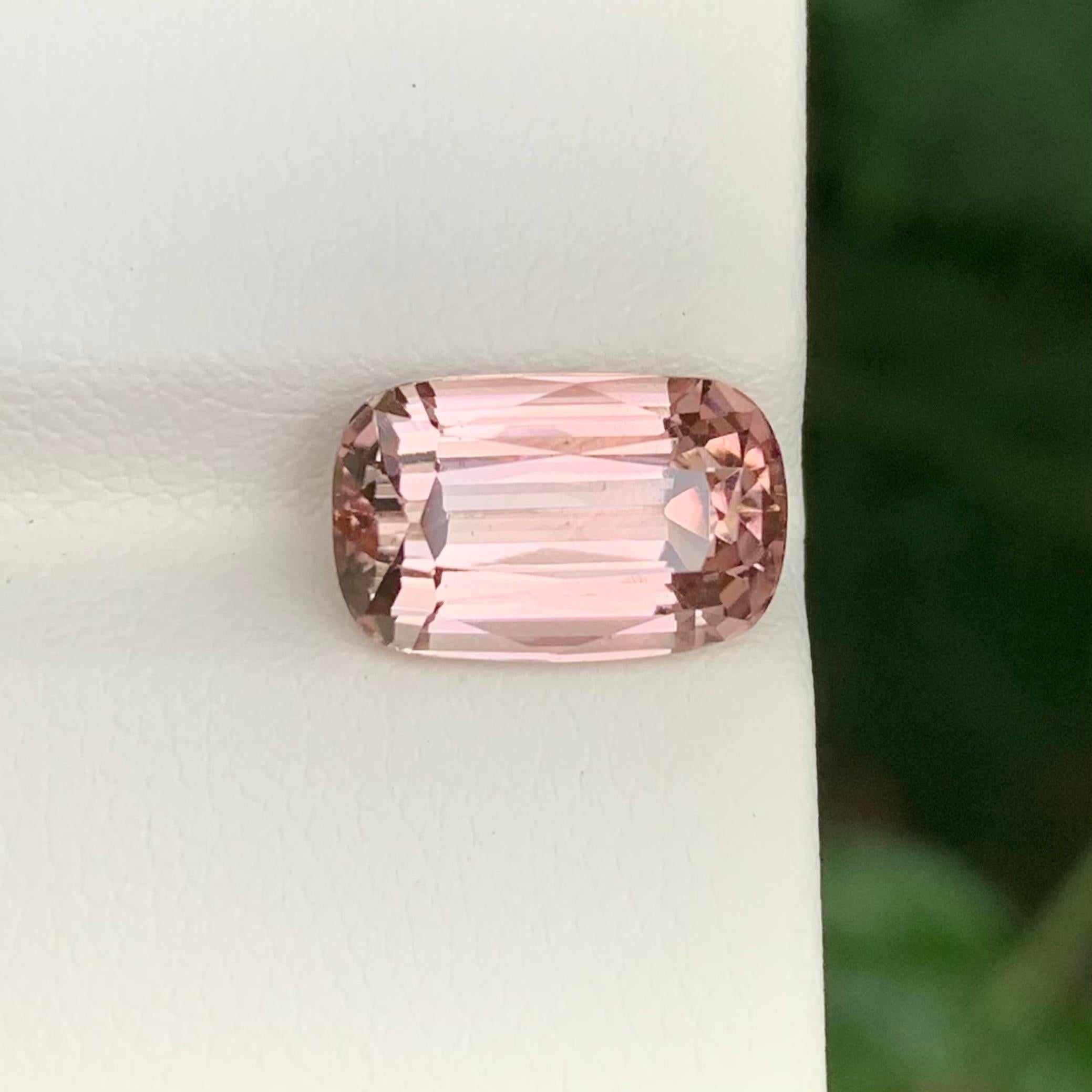 da uomo o donna 5,05 carati di tormalina rosa pesco naturale sciolta a forma di cuscino in vendita
