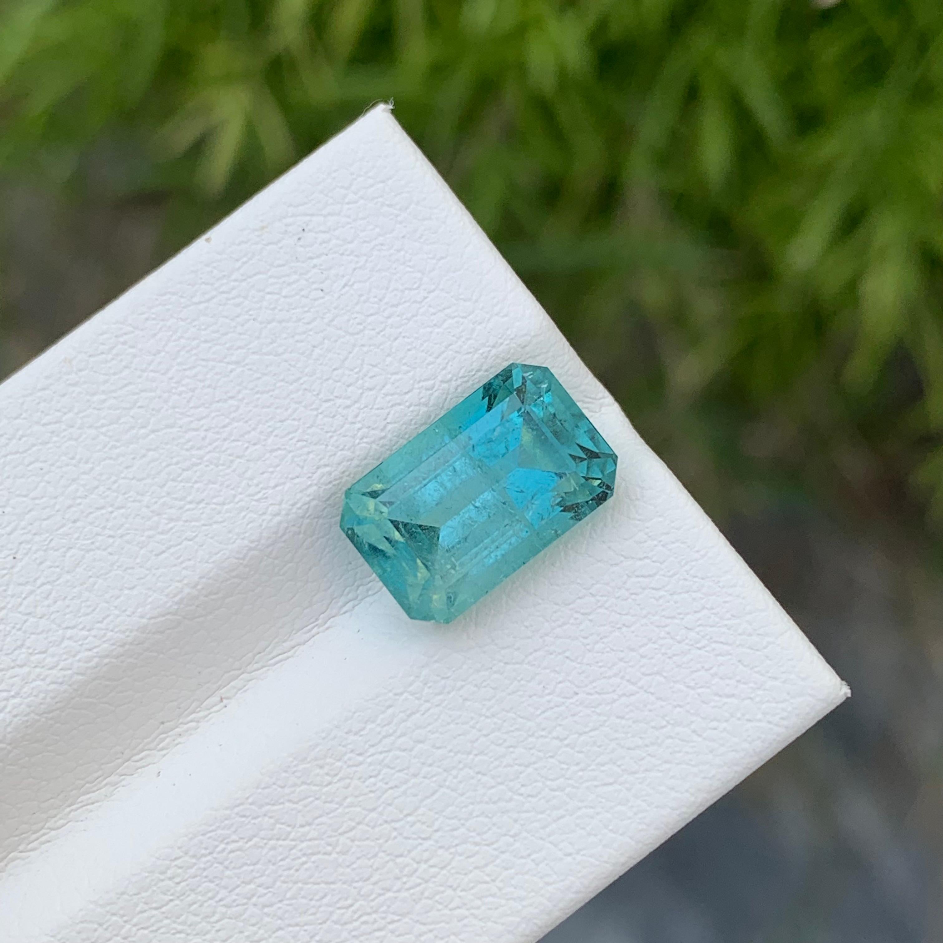 Tourmaline riche en vrac Seafoam

Poids : 5,05 carats
Dimension : 11,5 x 7,3 x 6,6 mm
Couleur : Seafoam 
Origine : Afghanistan
Certificat : Sur demande
Traitement : Non

La tourmaline est une pierre précieuse captivante connue pour sa remarquable