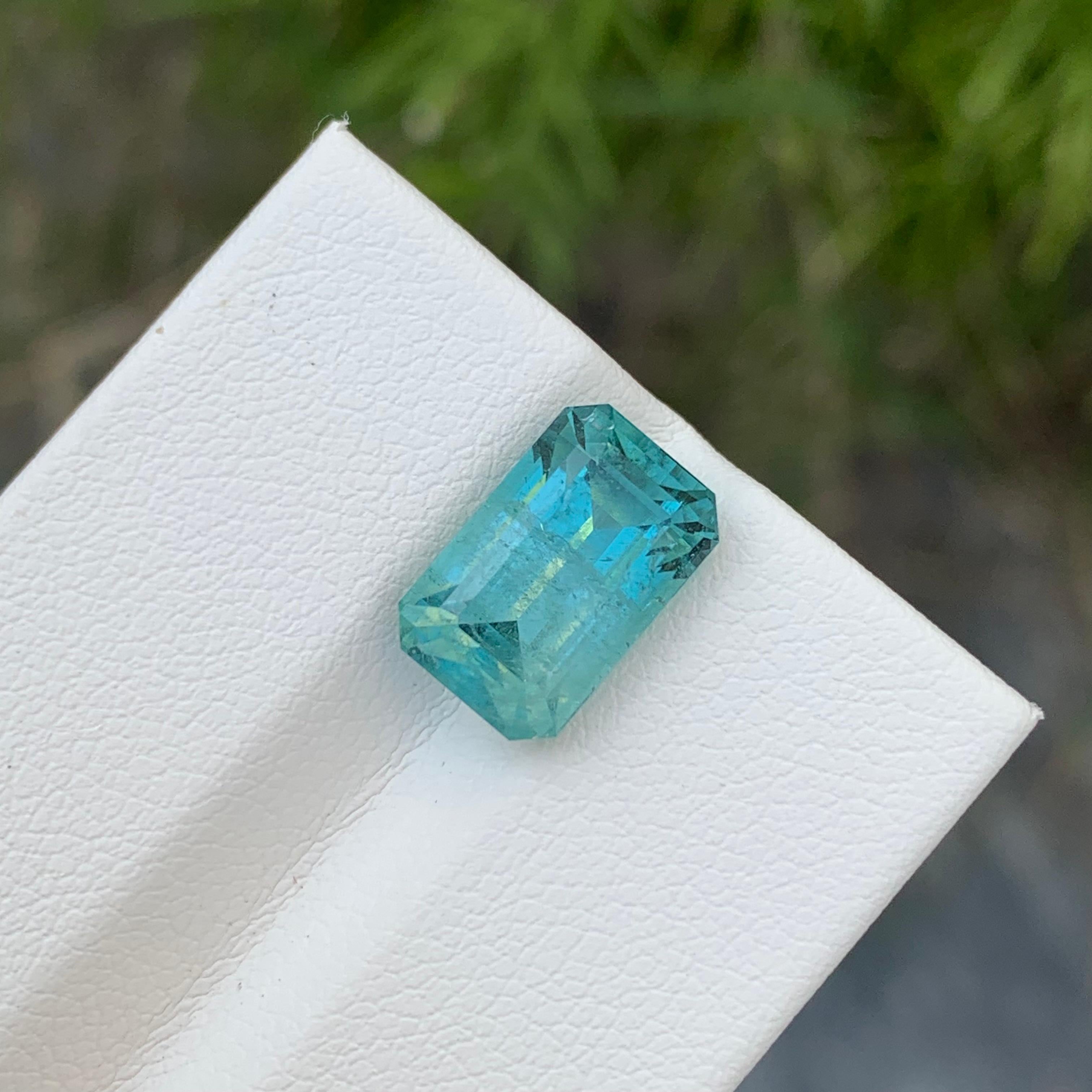 5.05 Carat Natural Rich Color Loose Seafoam Tourmaline Emerald Shape Gemstone Unisexe en vente