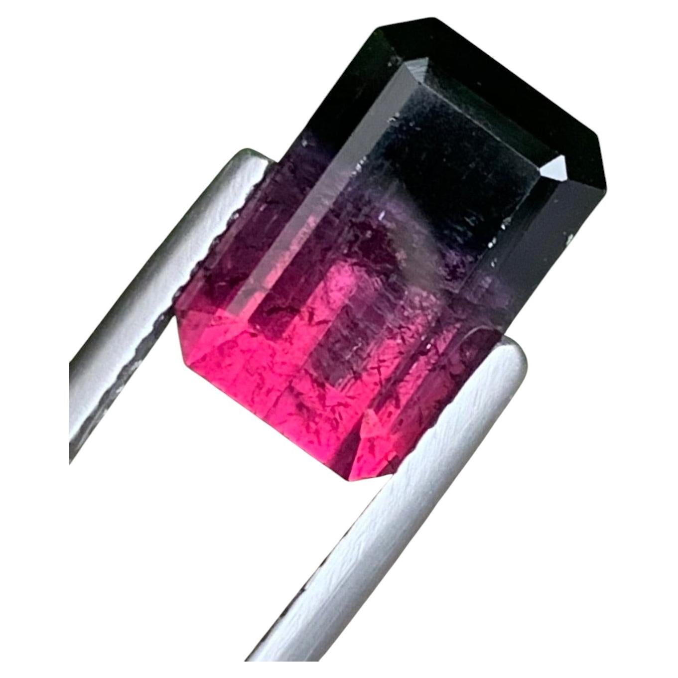 5.05 Carats Bicolour Natural Loose Tourmaline For Sale