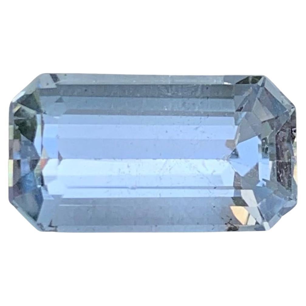 5.05 carats Loose Aquamarine Goshenite Emerald Cut Natural Pakistani Gemstone