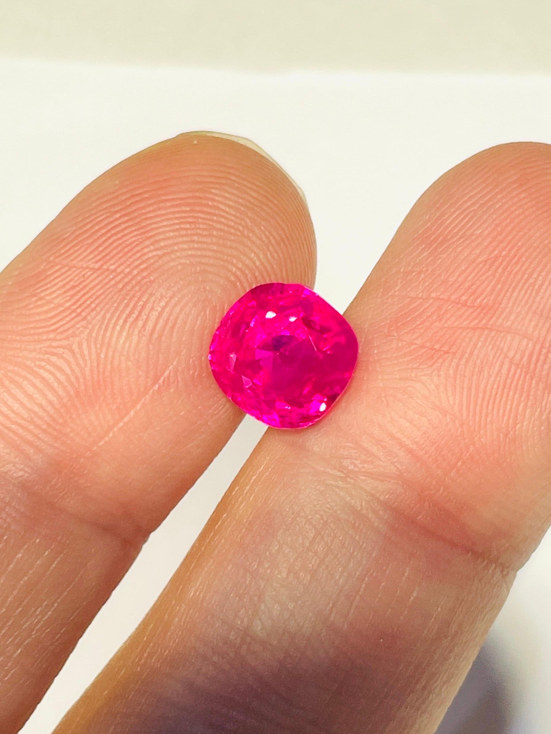 5.05 Ct unheated Burma ruby full luster transparent For Sale 4