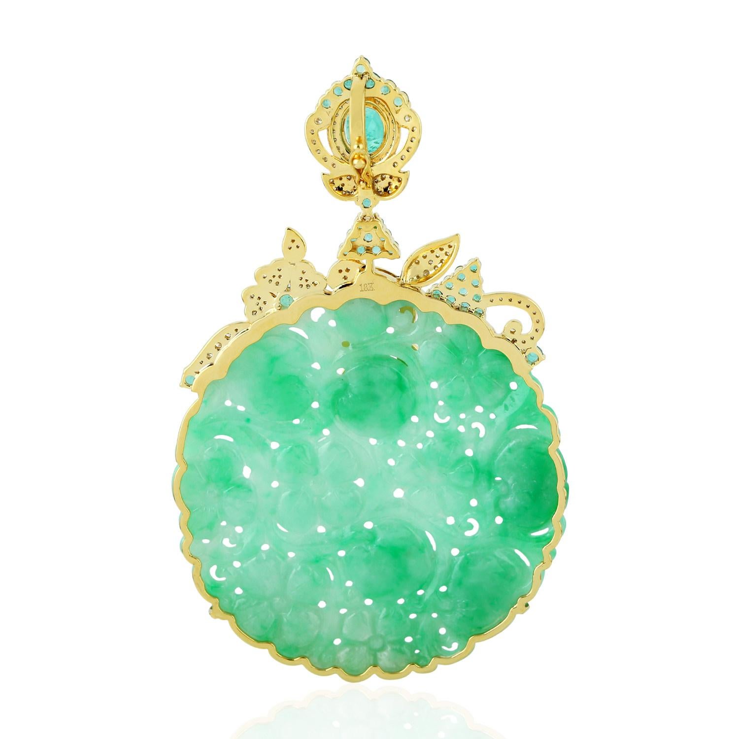Artisan 50.51 Carat Carved Jade Emerald Diamond 18 Karat Gold Pendant Necklace For Sale