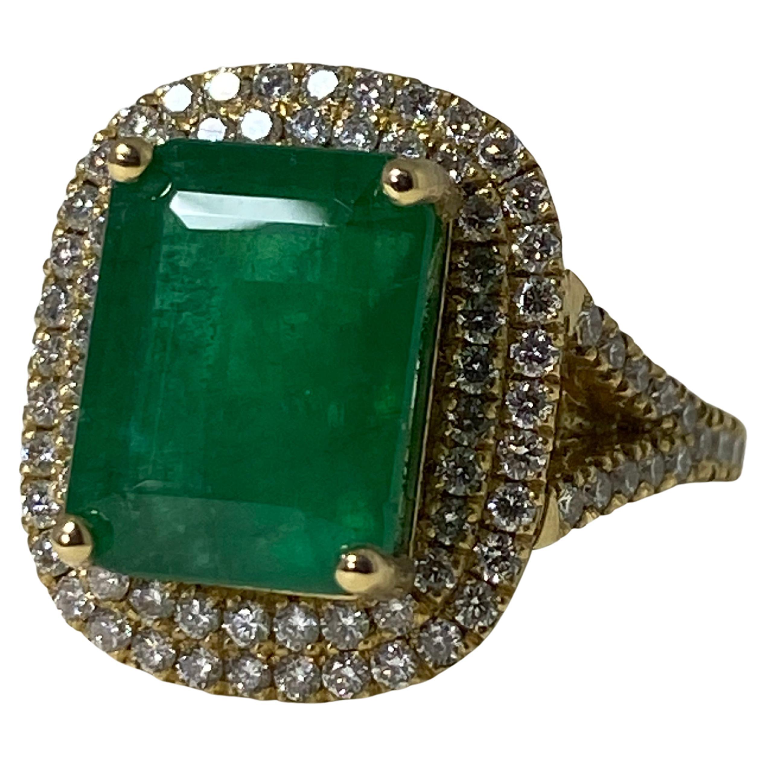 5.05ct Natural Zambian Emerald & Diamond 18K Yellow Gold Ring + GSL Certified. For Sale