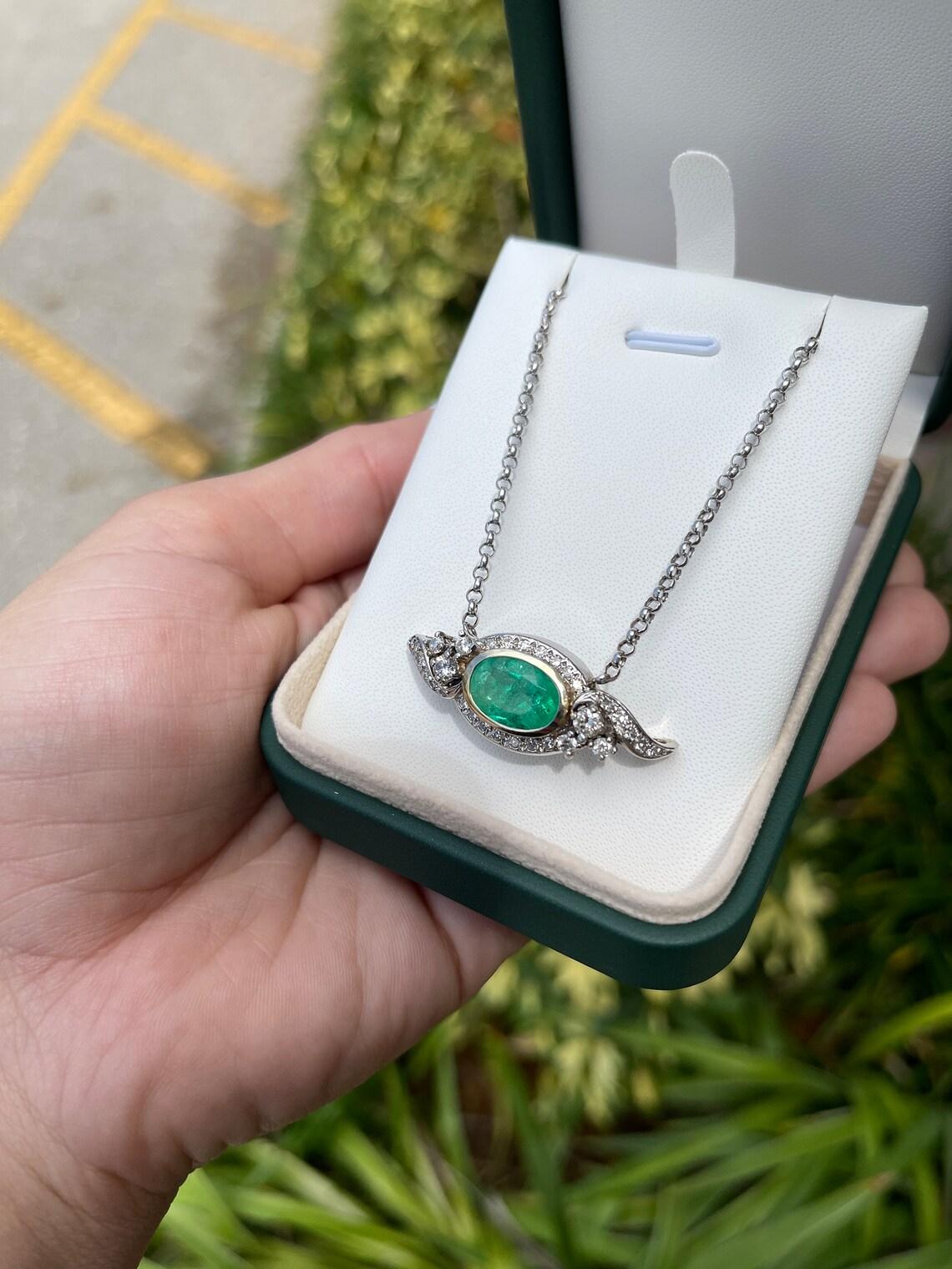 Oval Cut 5.05tcw Vintage Oval Emerald & Diamond Necklace 14K Gold Emerald Anniversary For Sale