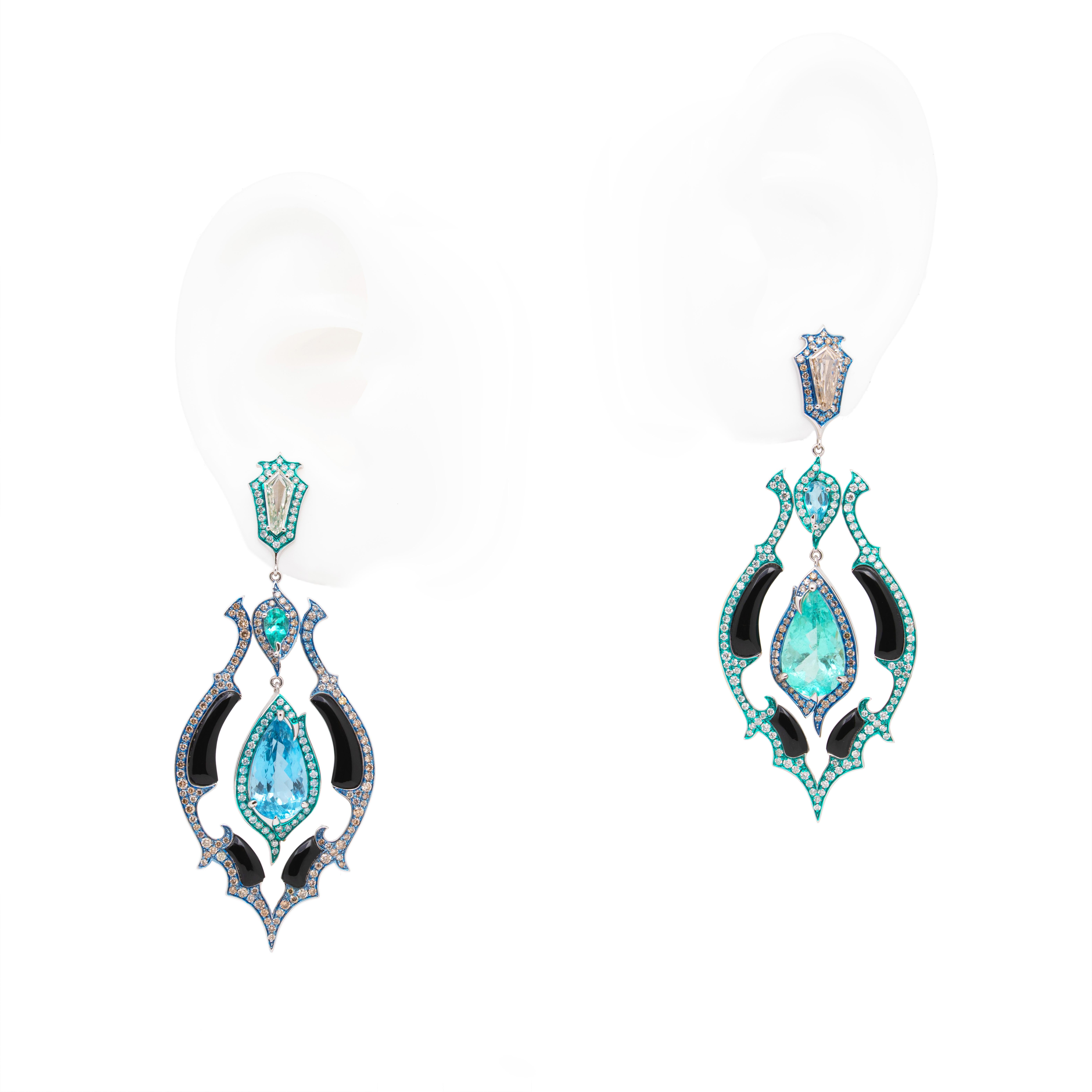 Ti presentiamo gli orecchini Queen of Knockshigowna della collezione Garden of Myth di Austy Lee.

Nel folklore, le fate possono trasformarsi in animali. In Scozia, le donne fatate assumevano spesso la forma di cervi, mentre le streghe potevano