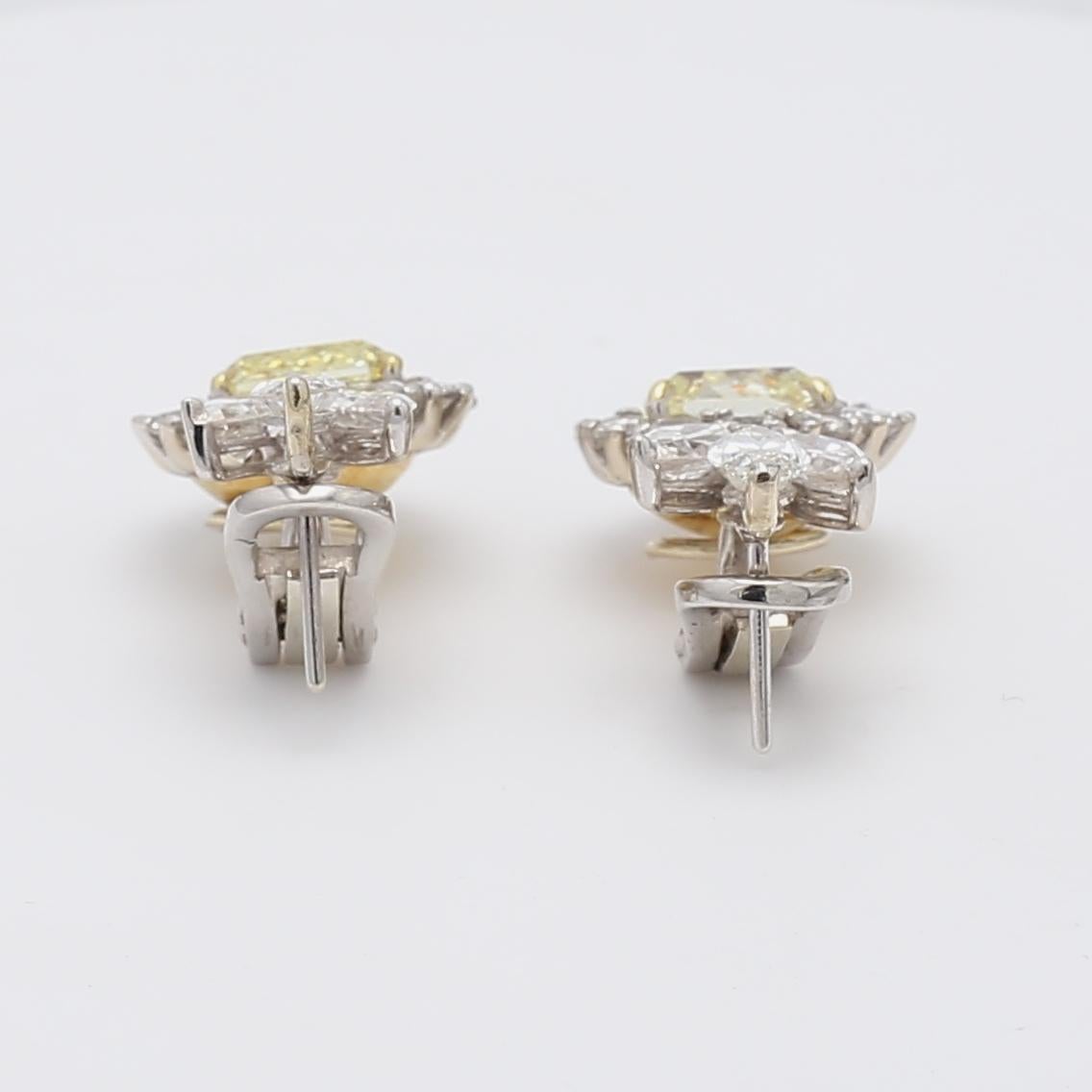 5,06 Karat Old European Cut O-Q VS Diamant Zweifarbig Gold Halo Tropfen Ohrringe Damen im Angebot