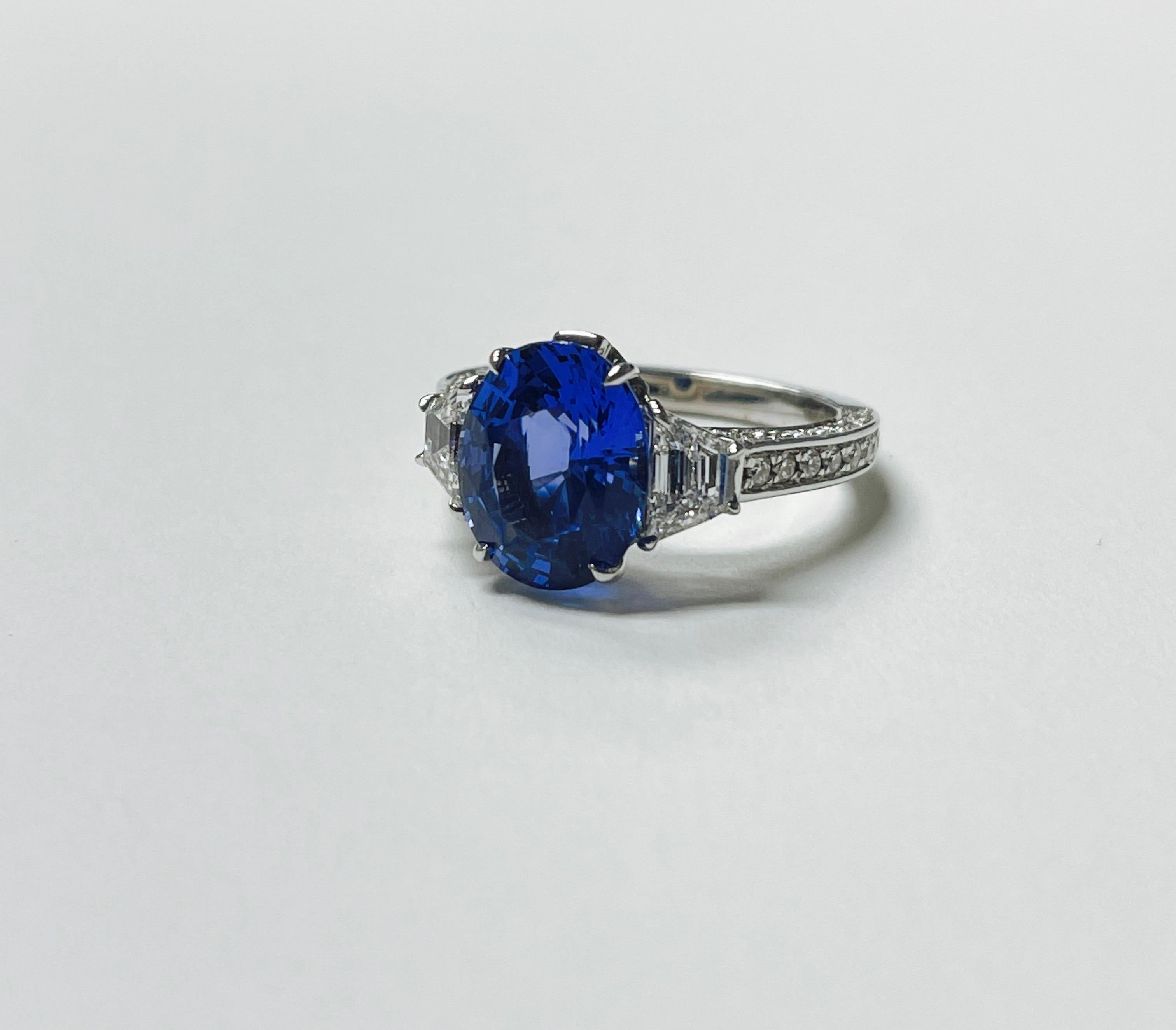 5.06 Carat Oval Blue Sapphire and Diamond Engagement Ring C.Dunaigre Certified. For Sale 3