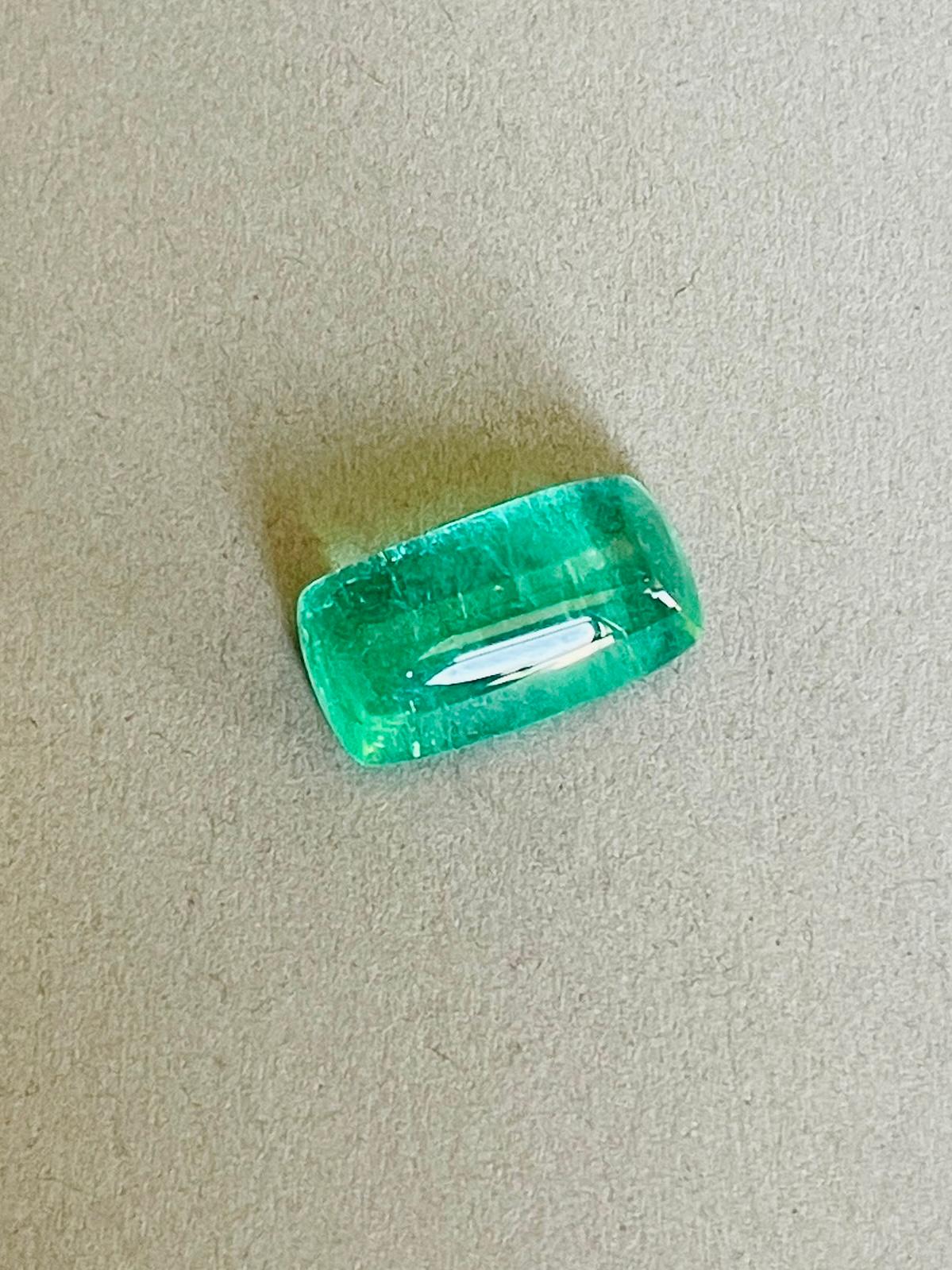 5,06 qt Esmeralda natural cabujón verde neón transparente calidad gema en venta 2