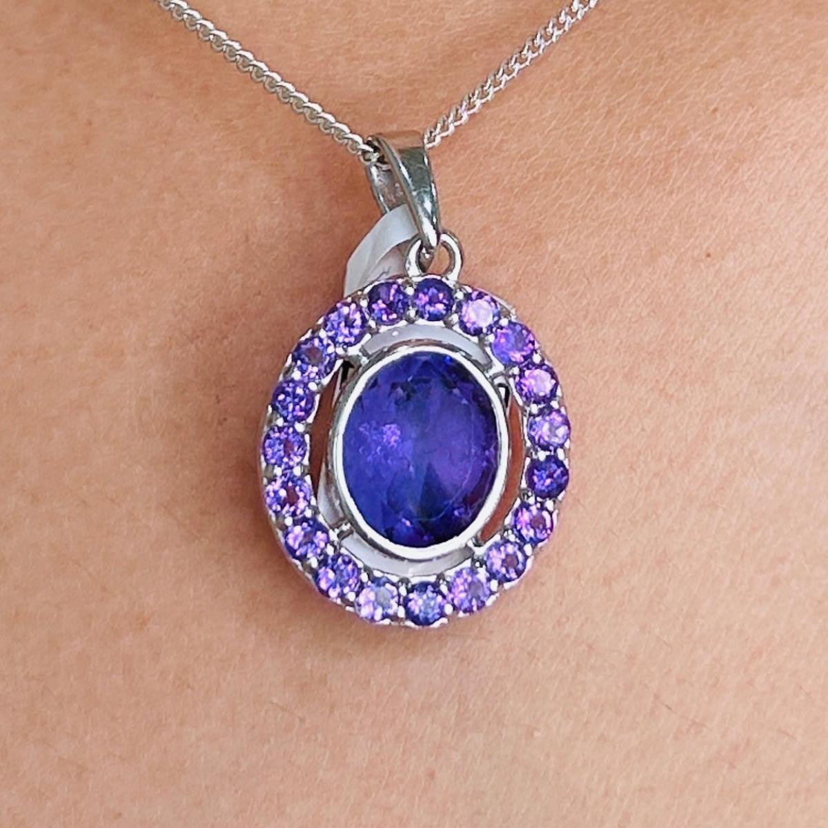 5.06 ctw Natural Amethyst Pendant Necklace For Mom Silver February Birthstone For Sale 1