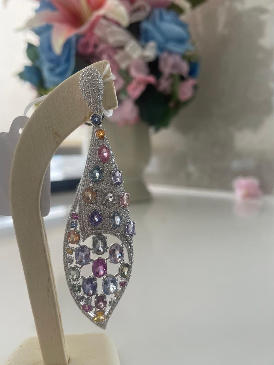 50.62 Carats Multi-Sapphire Diamond Chandelier Earrings In New Condition For Sale In Hong Kong, HK