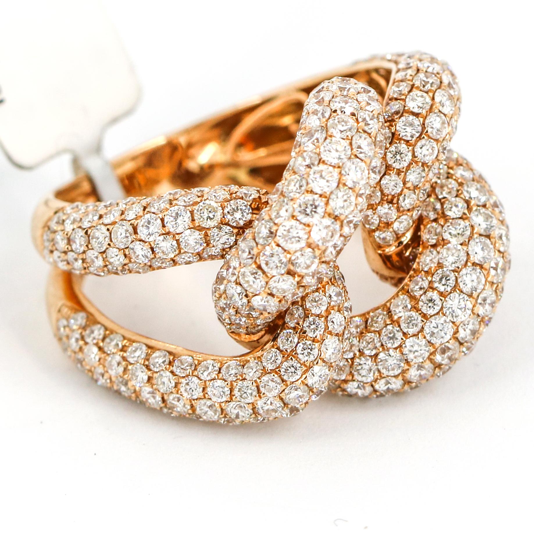 Modern 5.07 Carat 18 Karat Rose Gold Diamond Curb Link Band Ring For Sale