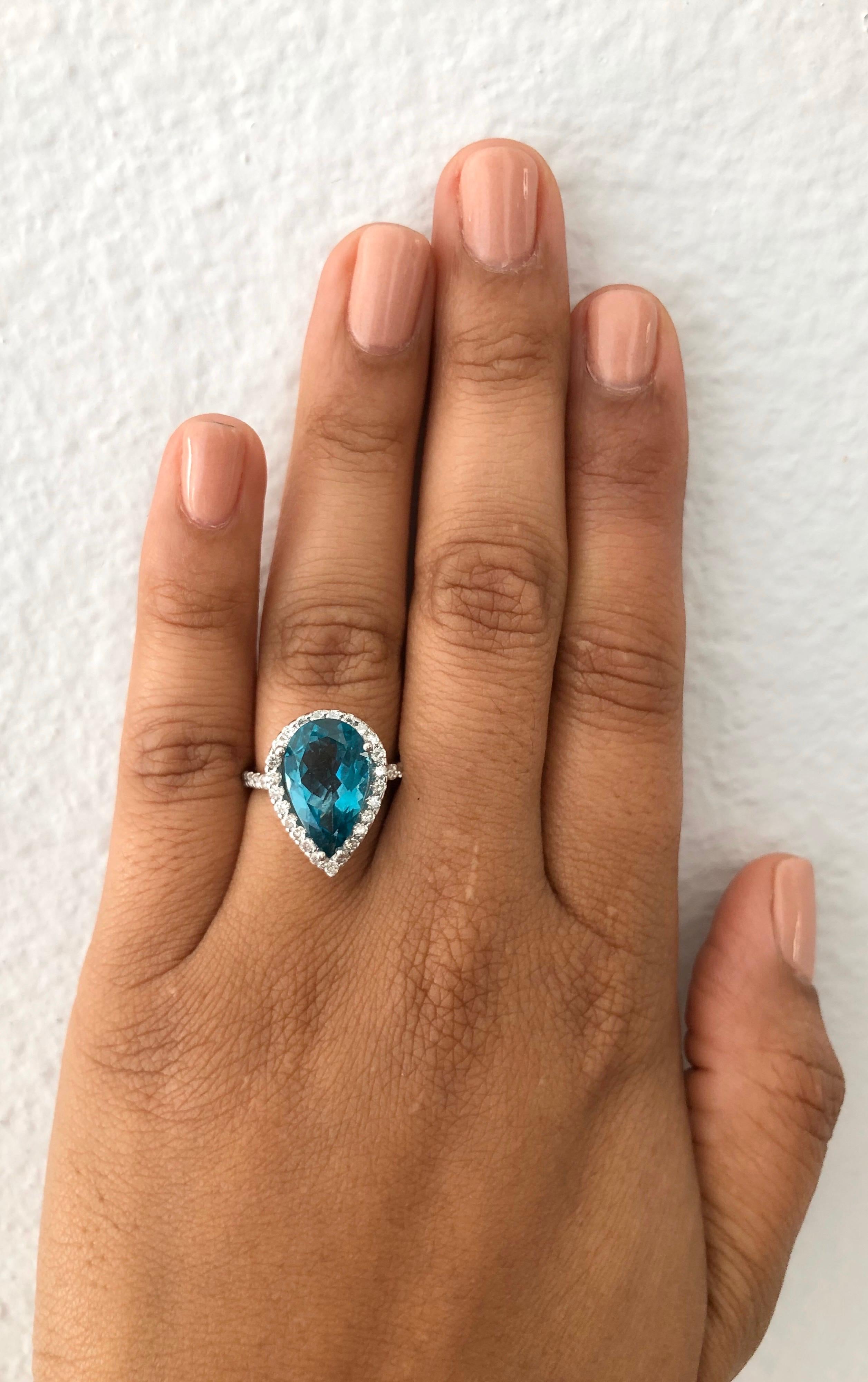 Contemporary 5.07 Carat Apatite Diamond Ring White Gold Cocktail Ring For Sale