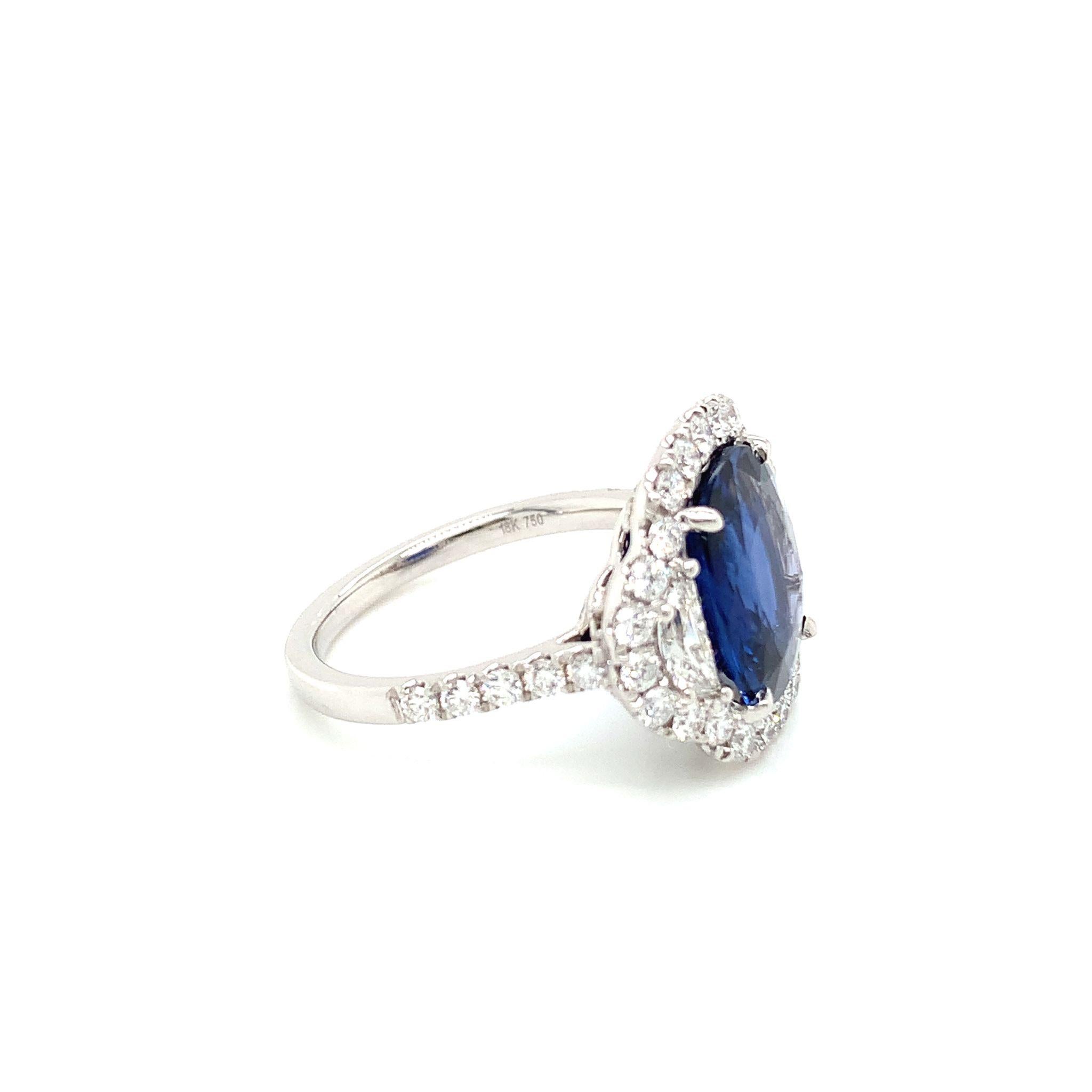 5.07 Carat Cushion Ceylon Sapphire & Diamond Ring in 18 Karat White Gold In New Condition In Great Neck, NY