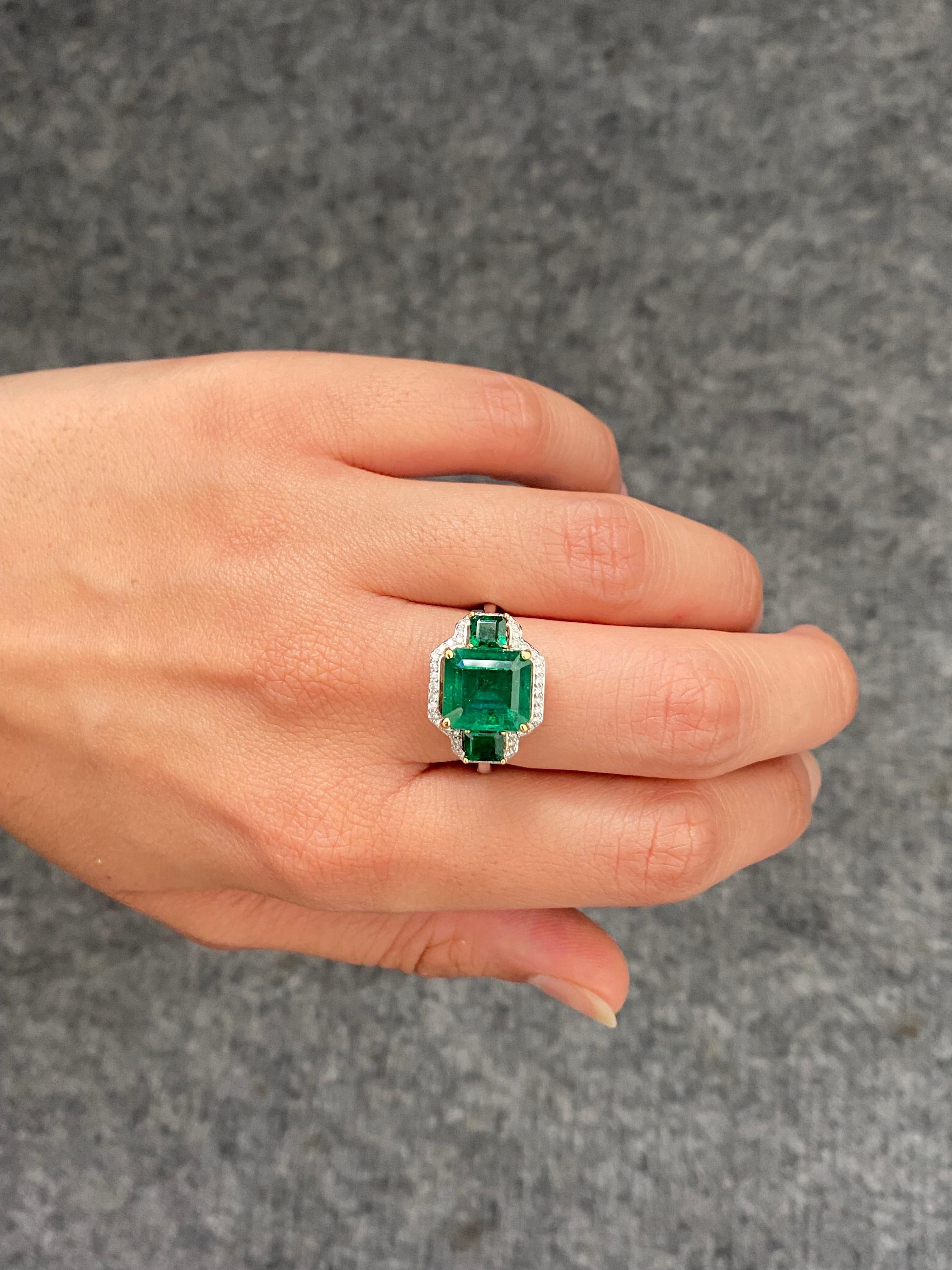 5.07 Carat Emerald and Diamond Three Stone Cocktail Ring For Sale 1