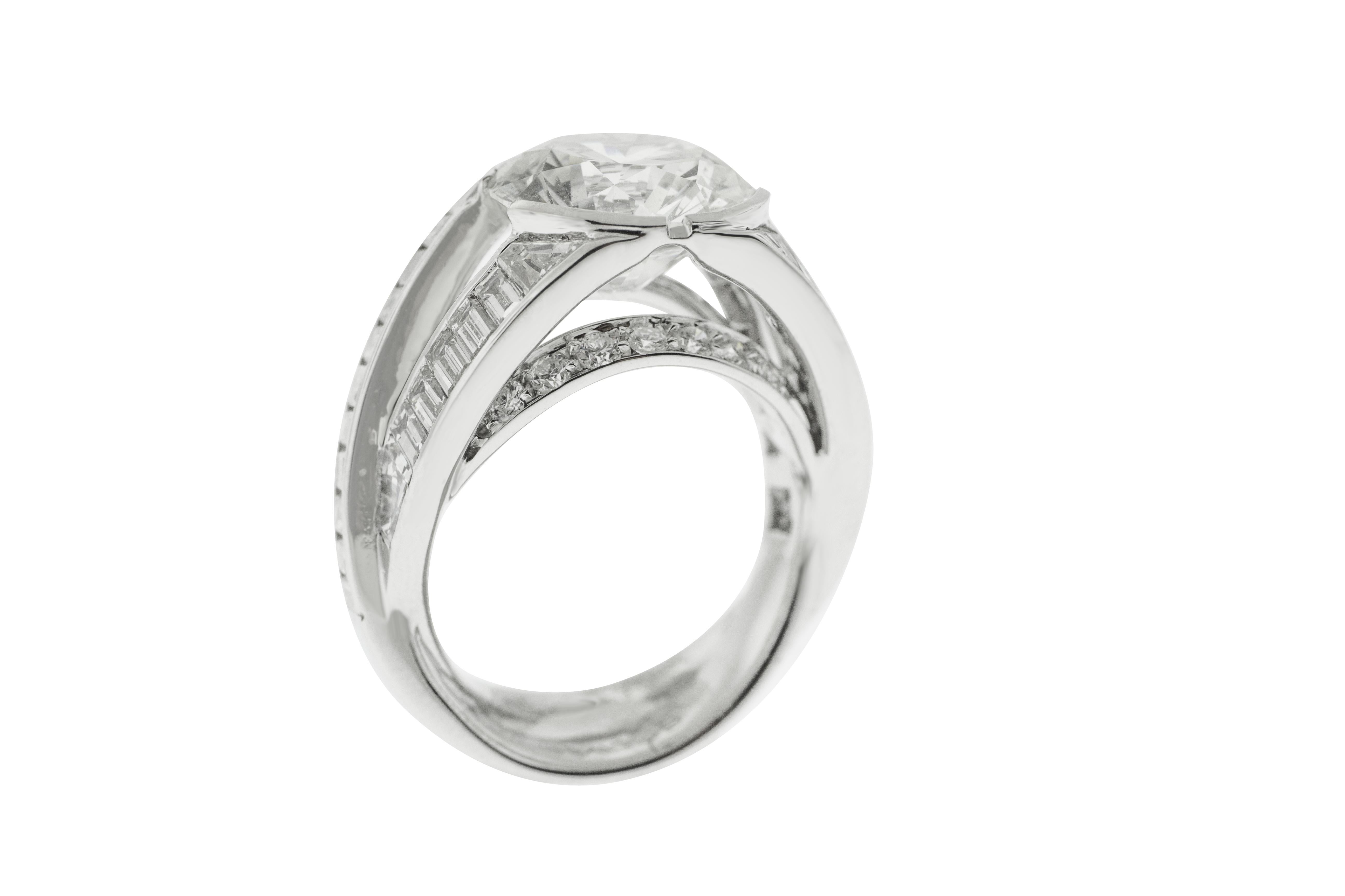 Women's 5.07 Carat GIA Certified Round Brilliant Diamond Engagement Ring
