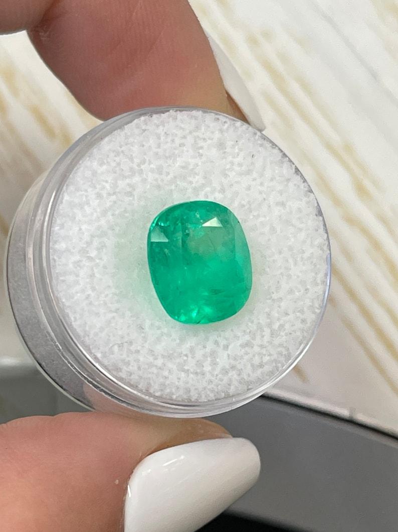Modern 5.07 Carat Green Colombian Emerald - Cushion Cut May Birthstone Genuine Gem For Sale