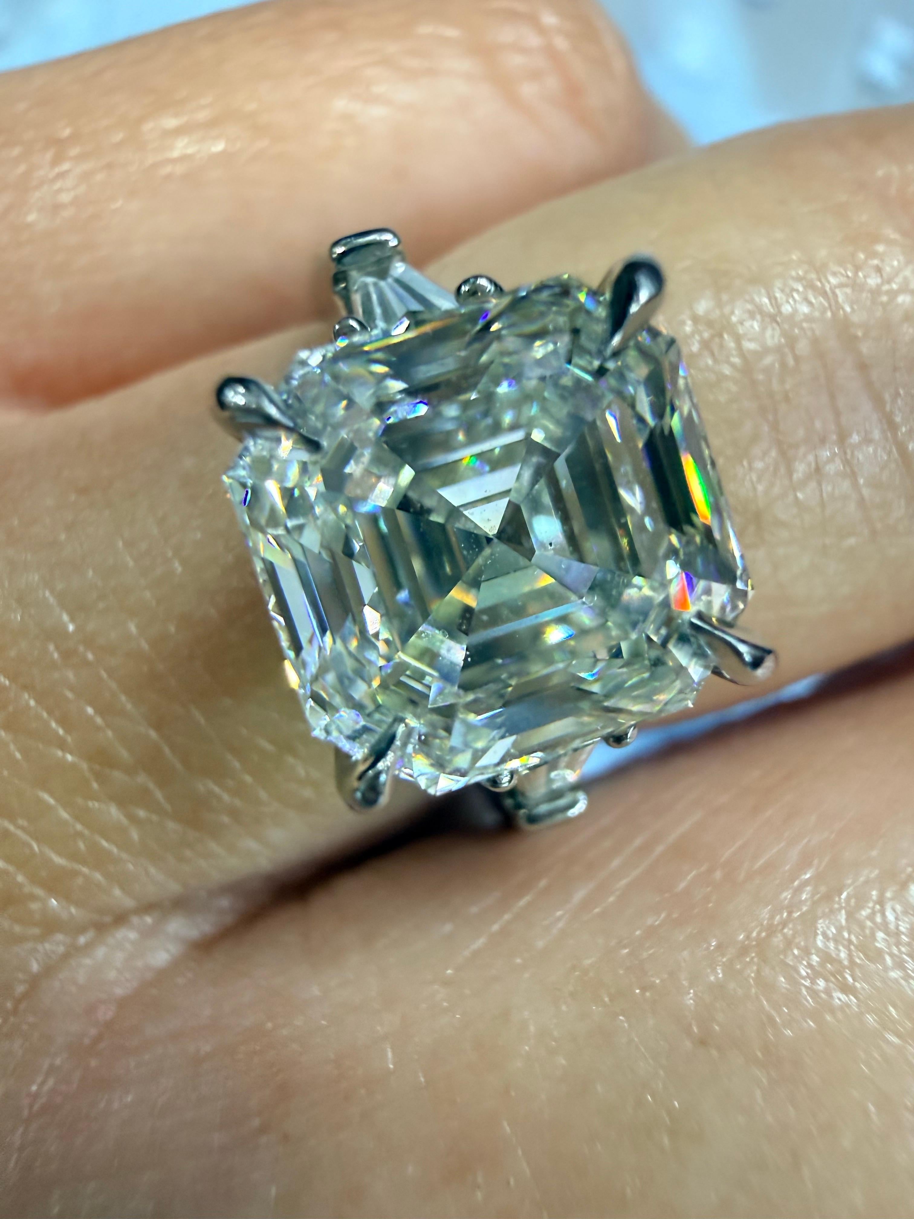 5,07 quilates Anillo de compromiso talla Asscher platino en venta 6