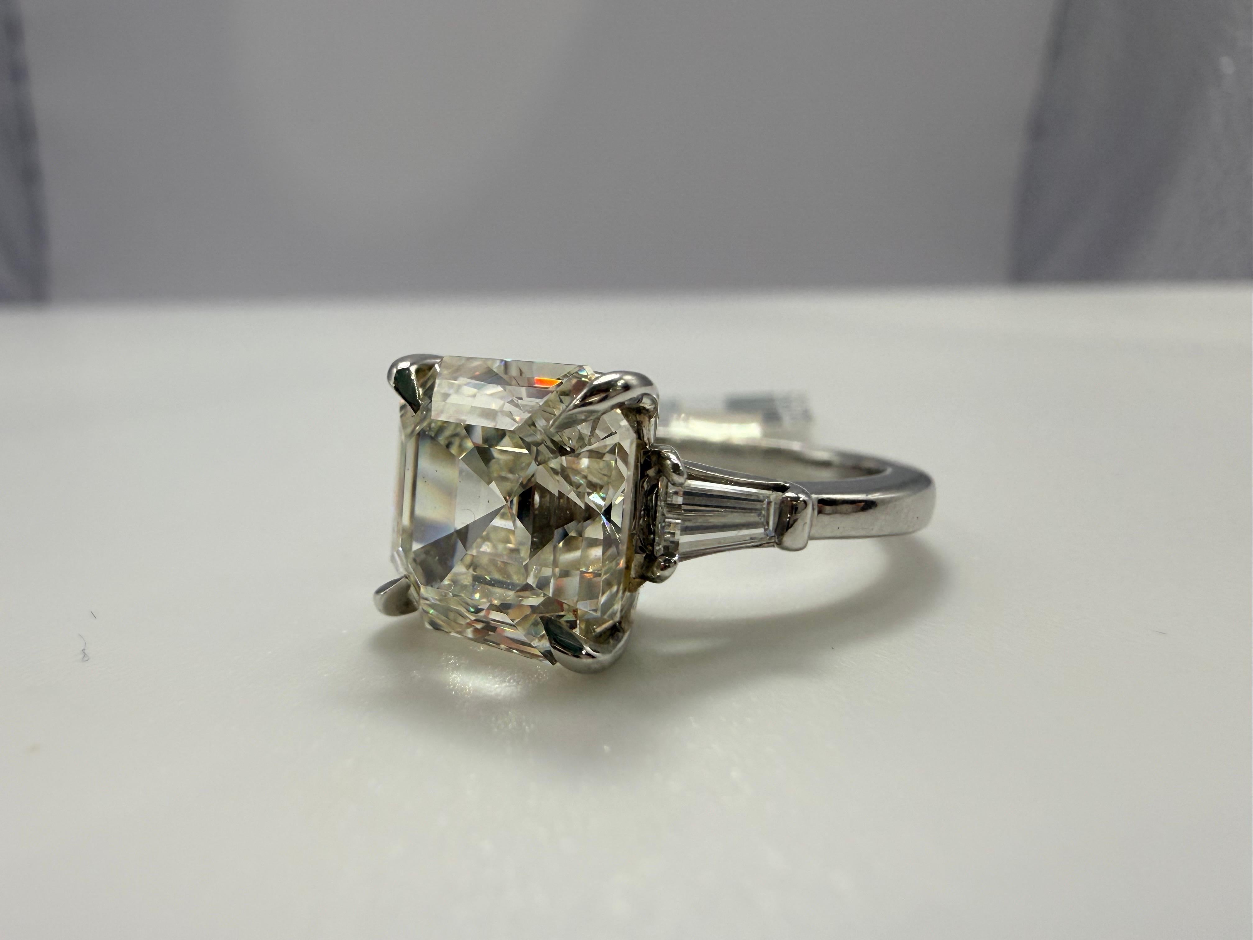 5,07 quilates Anillo de compromiso talla Asscher platino en venta 4