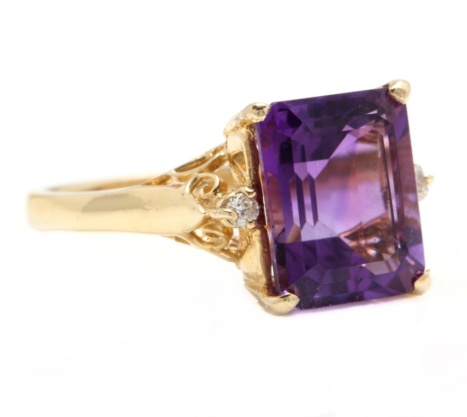 5.08 Carats Impressive Natural Amethyst and Diamond 14K Yellow Gold Ring

Total Natural Amethyst Weight is: Approx. 5.00 Carats

Amethyst Measures: Approx. 11.00 x 9.00mm

Natural Round Diamonds Weight: Approx. 0.08 Carats (color G-H / Clarity
