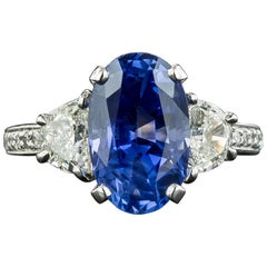 5.08 Carat No-Heat Ceylon Sapphire Platinum Diamond Ring, GIA