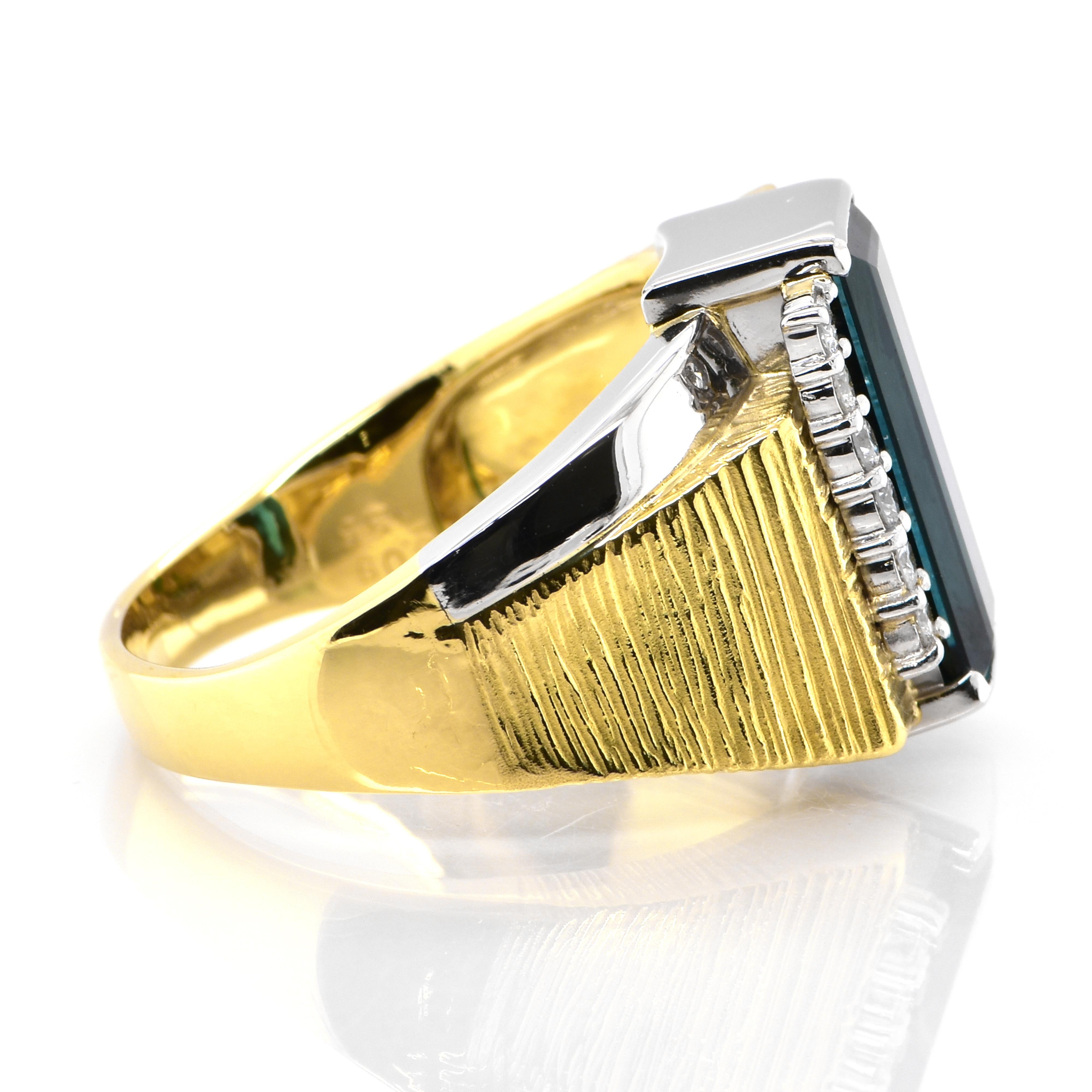 5.09 Carat Indicolite Tourmaline and Diamond Ring set in 18K Gold & Platinum In Excellent Condition For Sale In Tokyo, JP