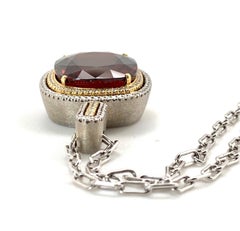50.93 Carat Hessonite Garnet and Diamond Halo Necklace in Yellow and White Gold