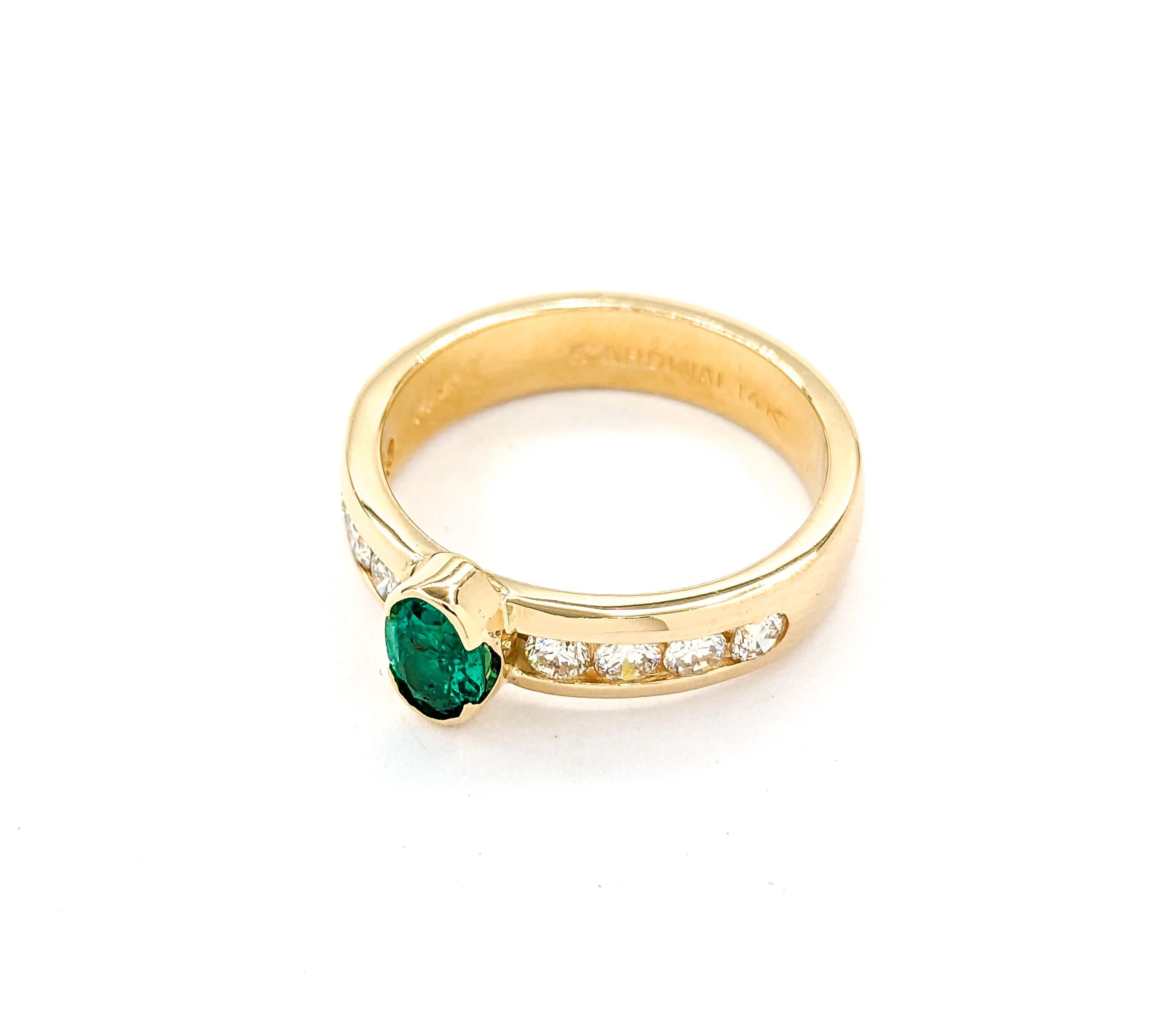 .50ct Emerald & .40ctw Diamond Ring In Yellow Gold For Sale 3
