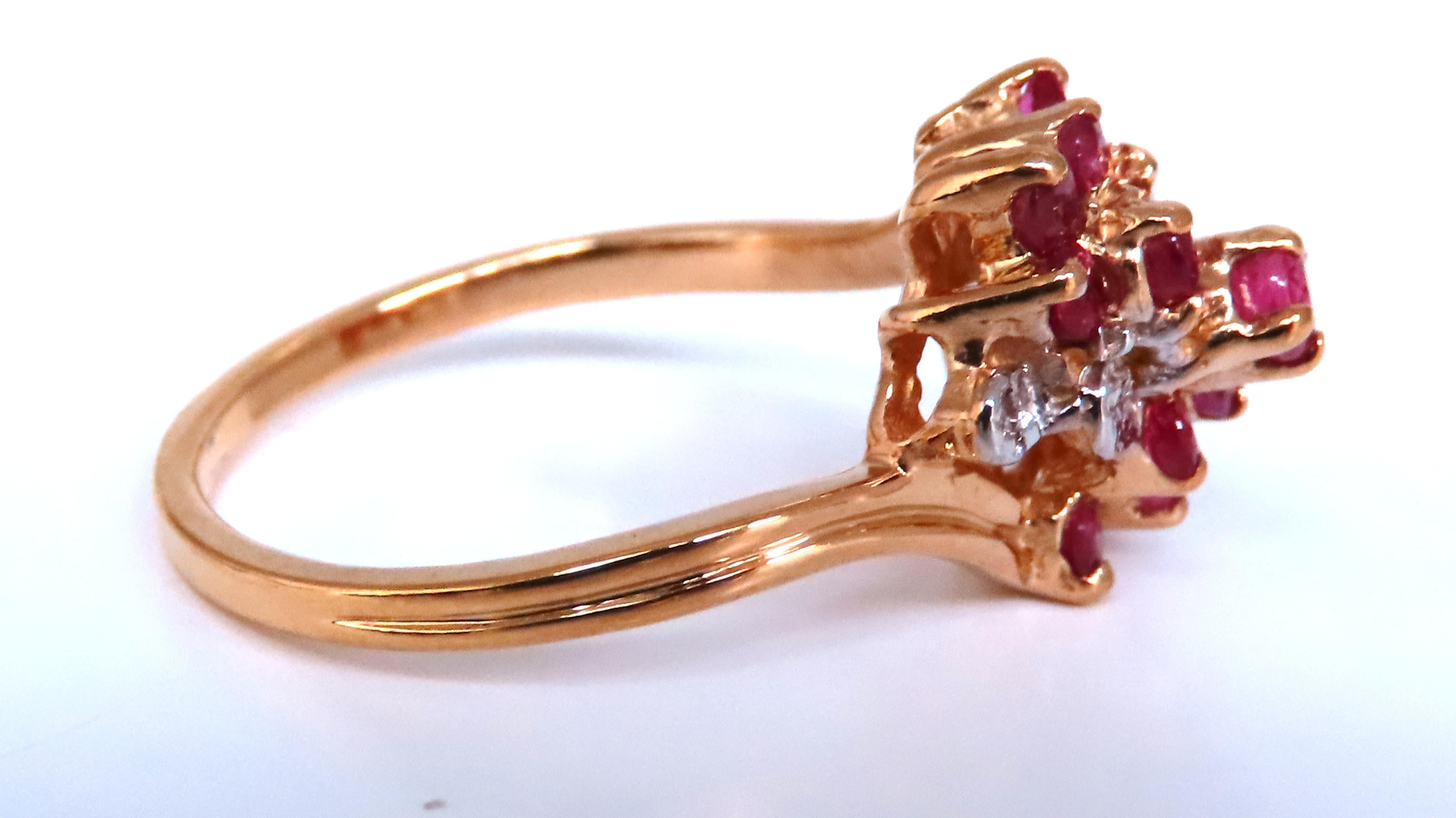 Moderno Anello da cocktail con diamante e rubino naturale da .50ct in oro 14kt 67121 in vendita