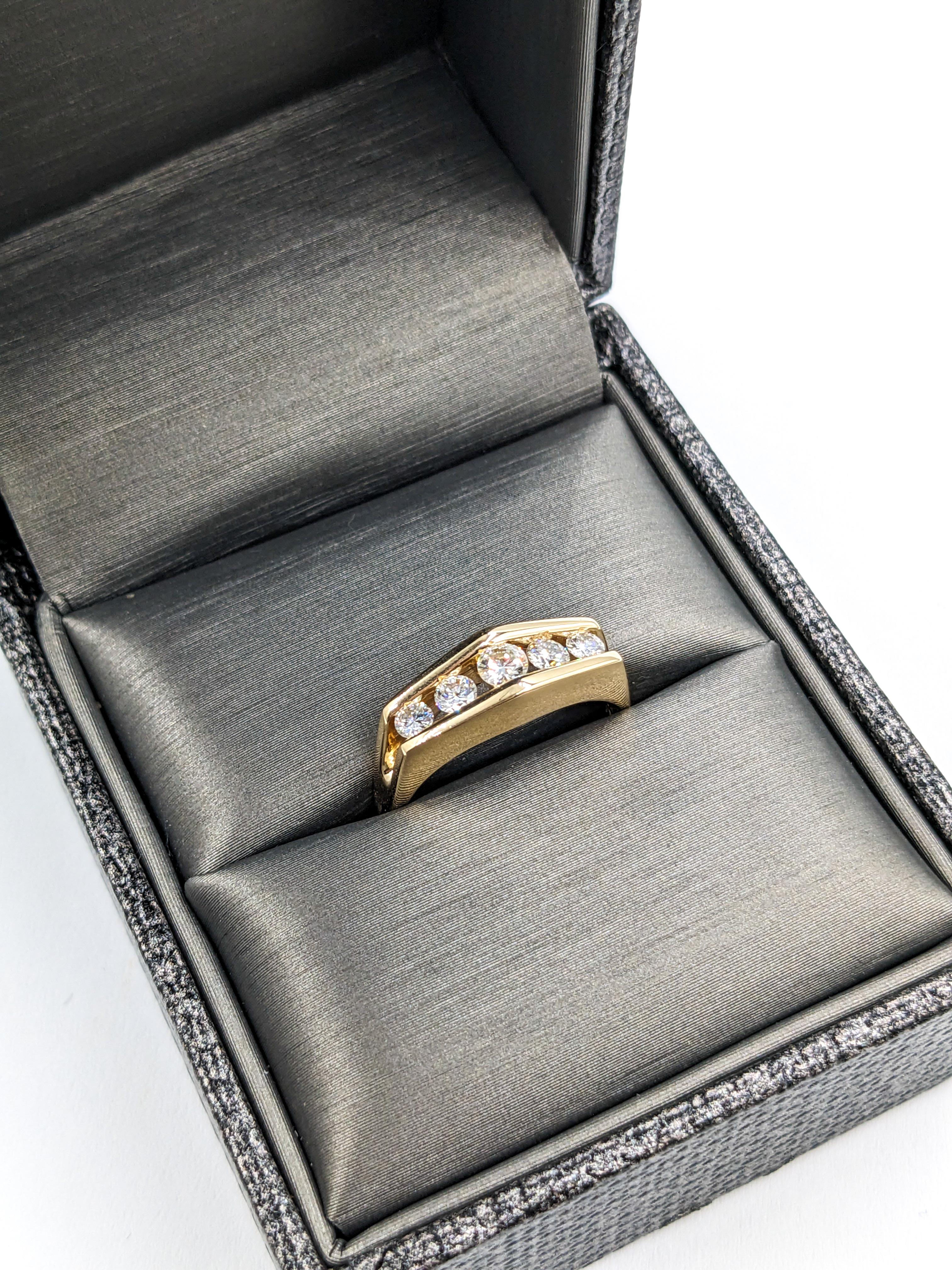 Retro .50ctw 5 Stone Diamond Band in Yellow Gold

This exquisite 5-stone ring is meticulously crafted in 14 karat yellow gold, radiating timeless beauty. It showcases a total of 0.50 carats of round diamonds, which exude a brilliant sparkle,