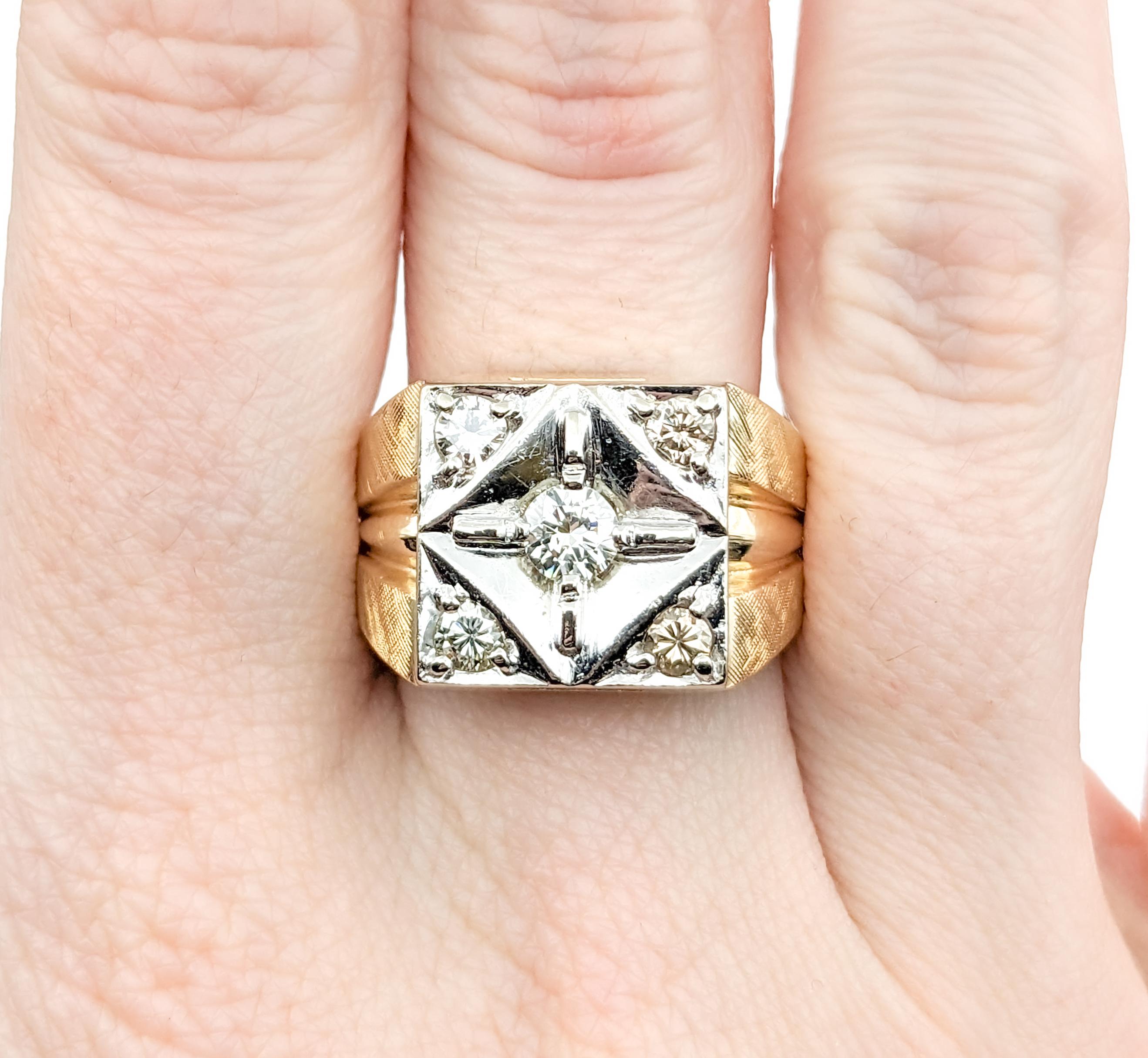 .50ctw Diamant Vintage-Ring aus Gelbgold mit Vintage-Diamant im Zustand „Hervorragend“ im Angebot in Bloomington, MN