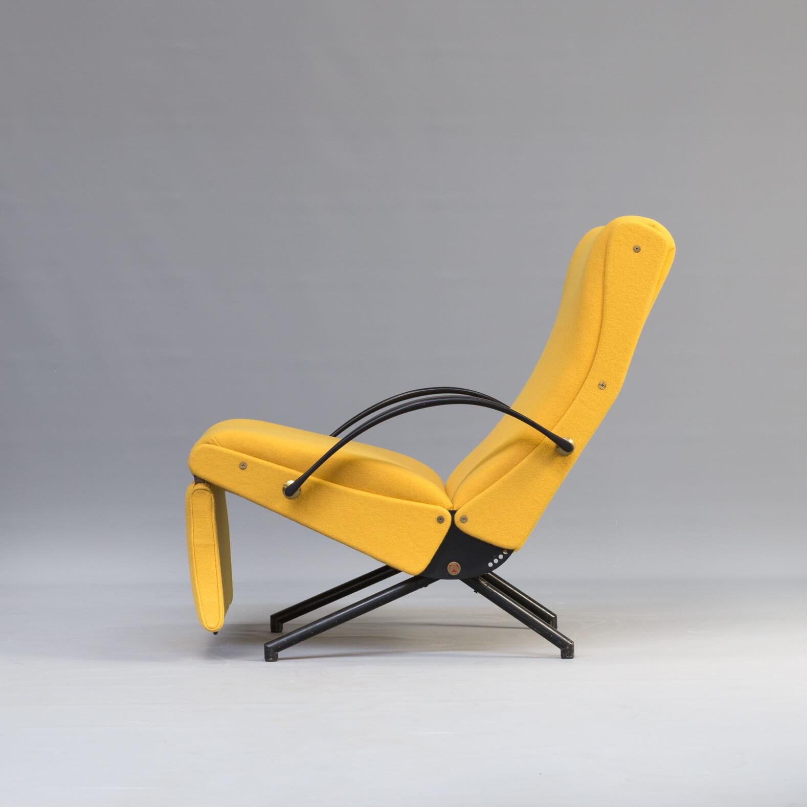 1950s First Edition Osvaldo Borsani ‘P40’ Louge Chair for Tecno For Sale 7