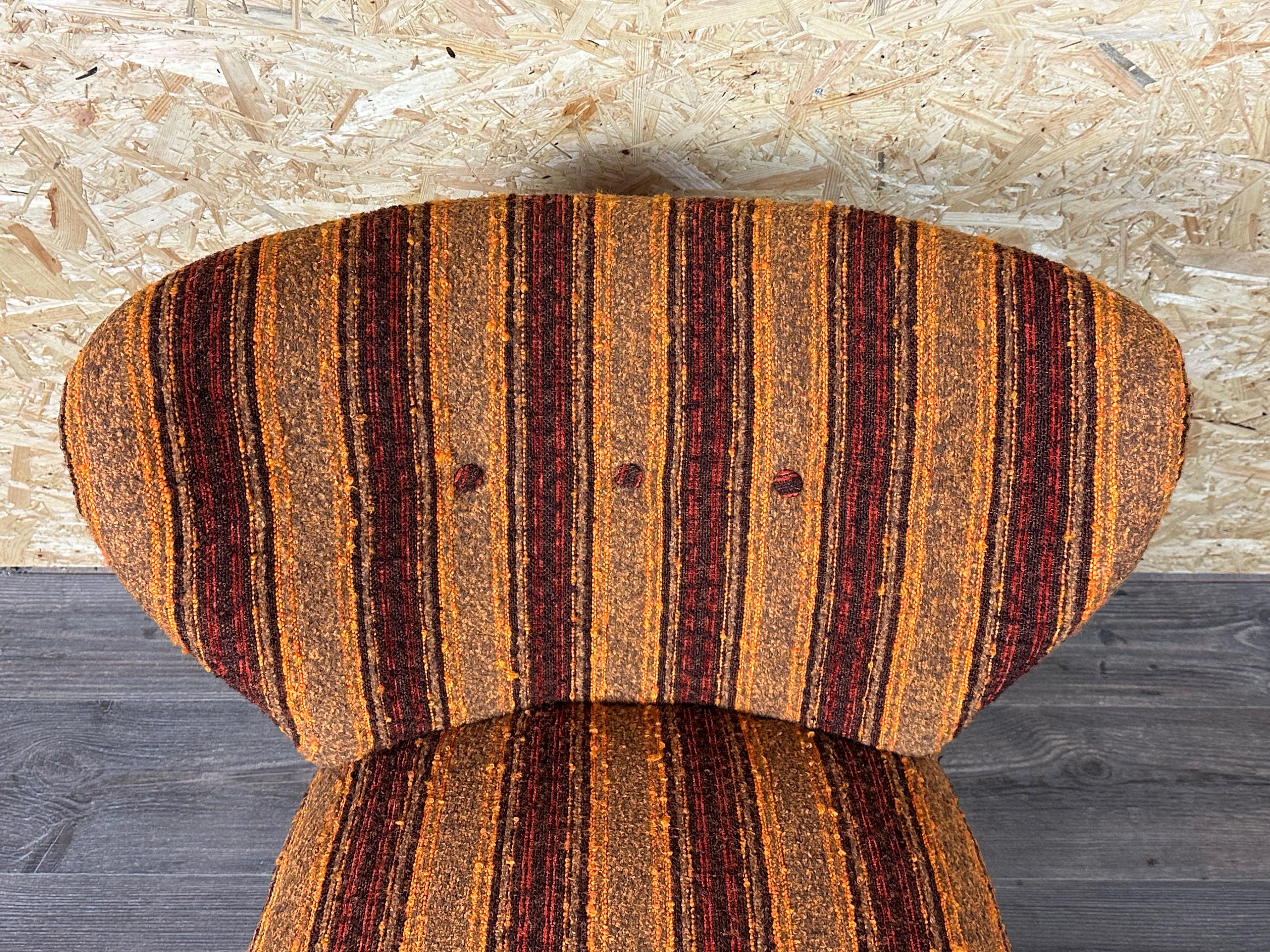 Fabric 50s 60s armchair cocktail chair mid century kidney table era Bauhaus design For Sale