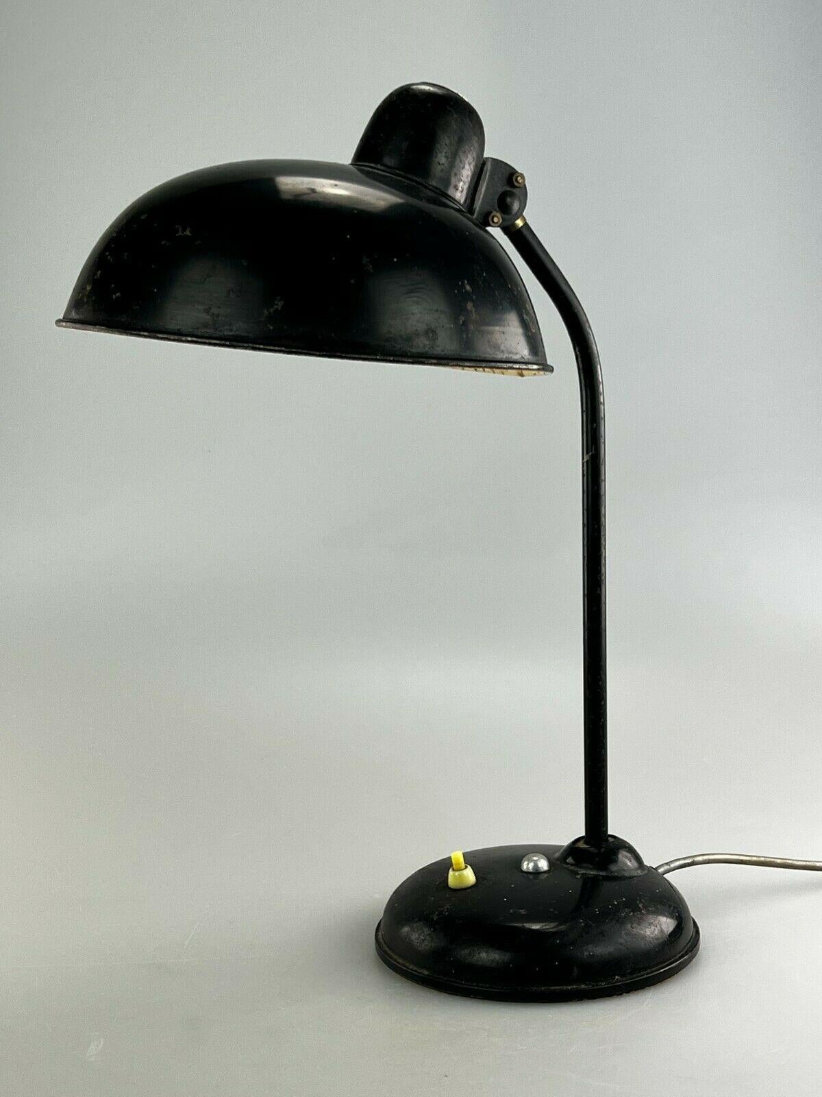 50s 60s lamp light desk lamp Helo Leuchten Germany 50s 60s

Object: table lamp

Manufacturer: Hello

Condition: vintage

Age: around 1960-1970

Dimensions:

35cm x 24.5cm x 45cm

Other notes:

The pictures serve as part of the