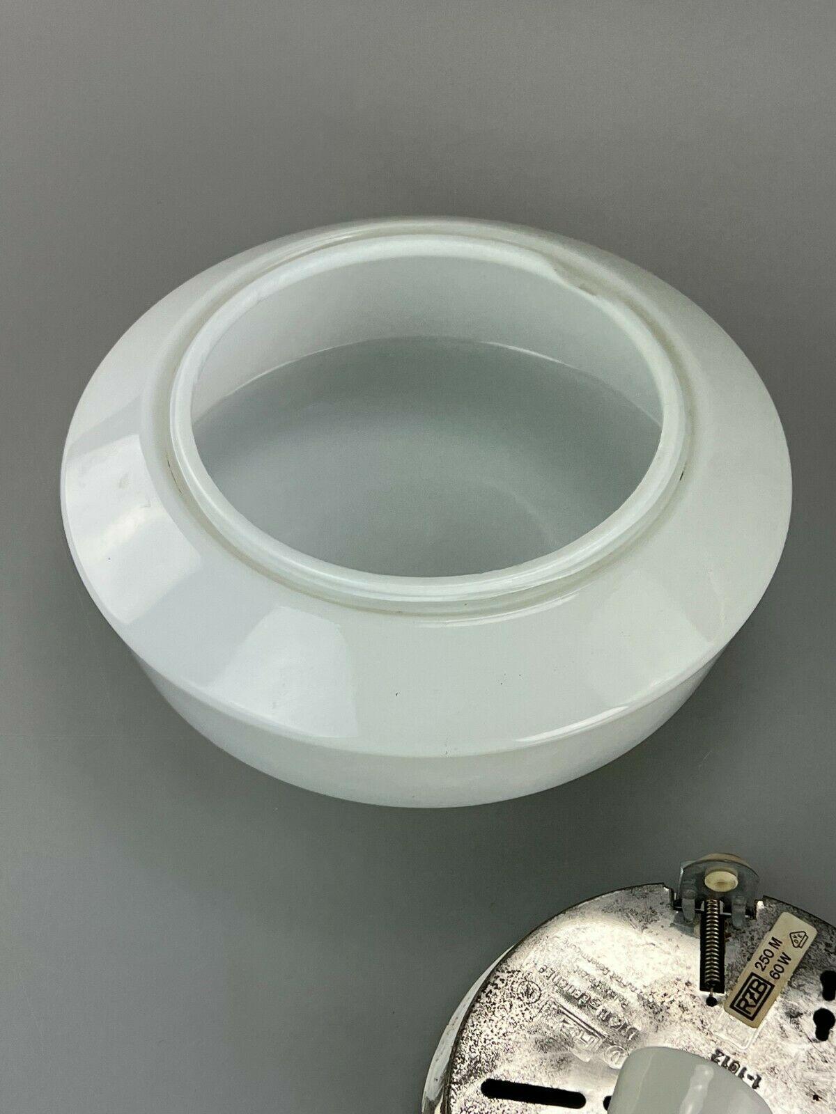 Lampe Plafonière en verre au design en verre mi-siècle moderne, années 50 en vente 3