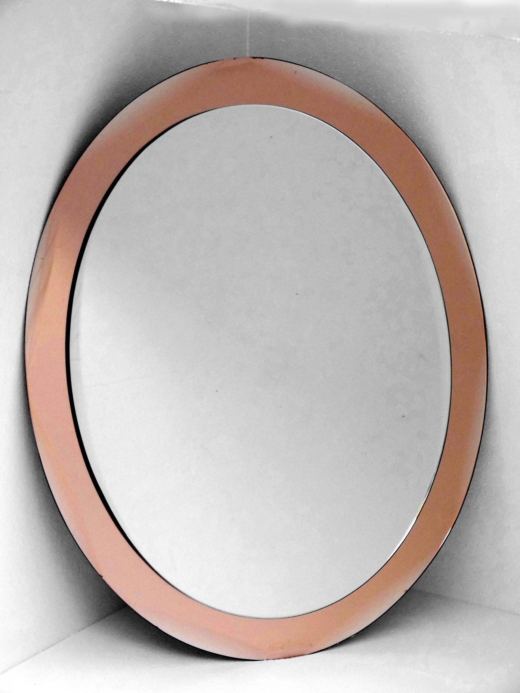Antonio Lupi Luxor cristal art Italy mirror in rose / copper colour design years 1950

 Measure 31 inches x 25 inches, delicate and fine work in good vintage condition A